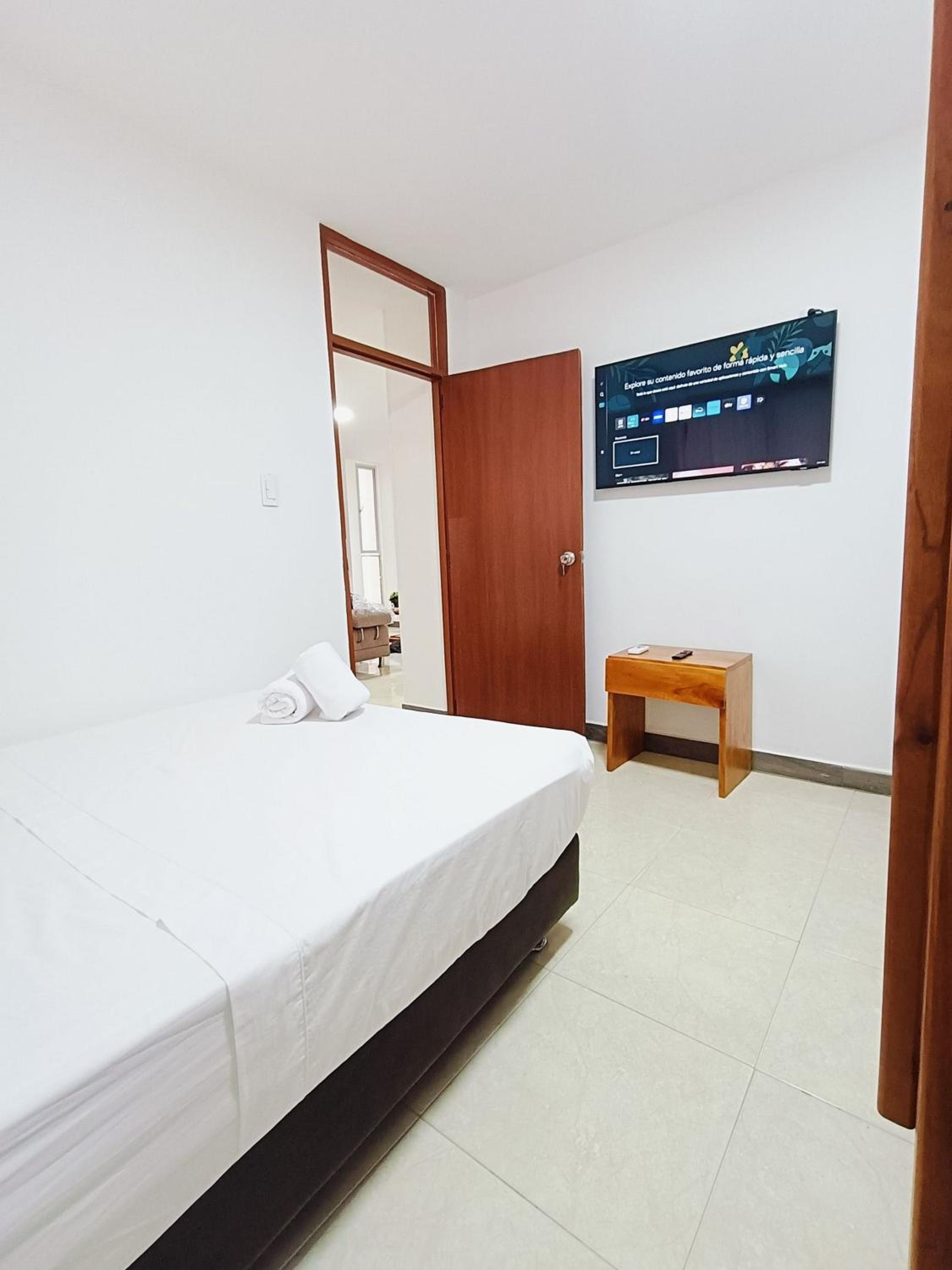 El Rodadero Hermoso Apartamento a 50m de la playa ven descansa o trabajar