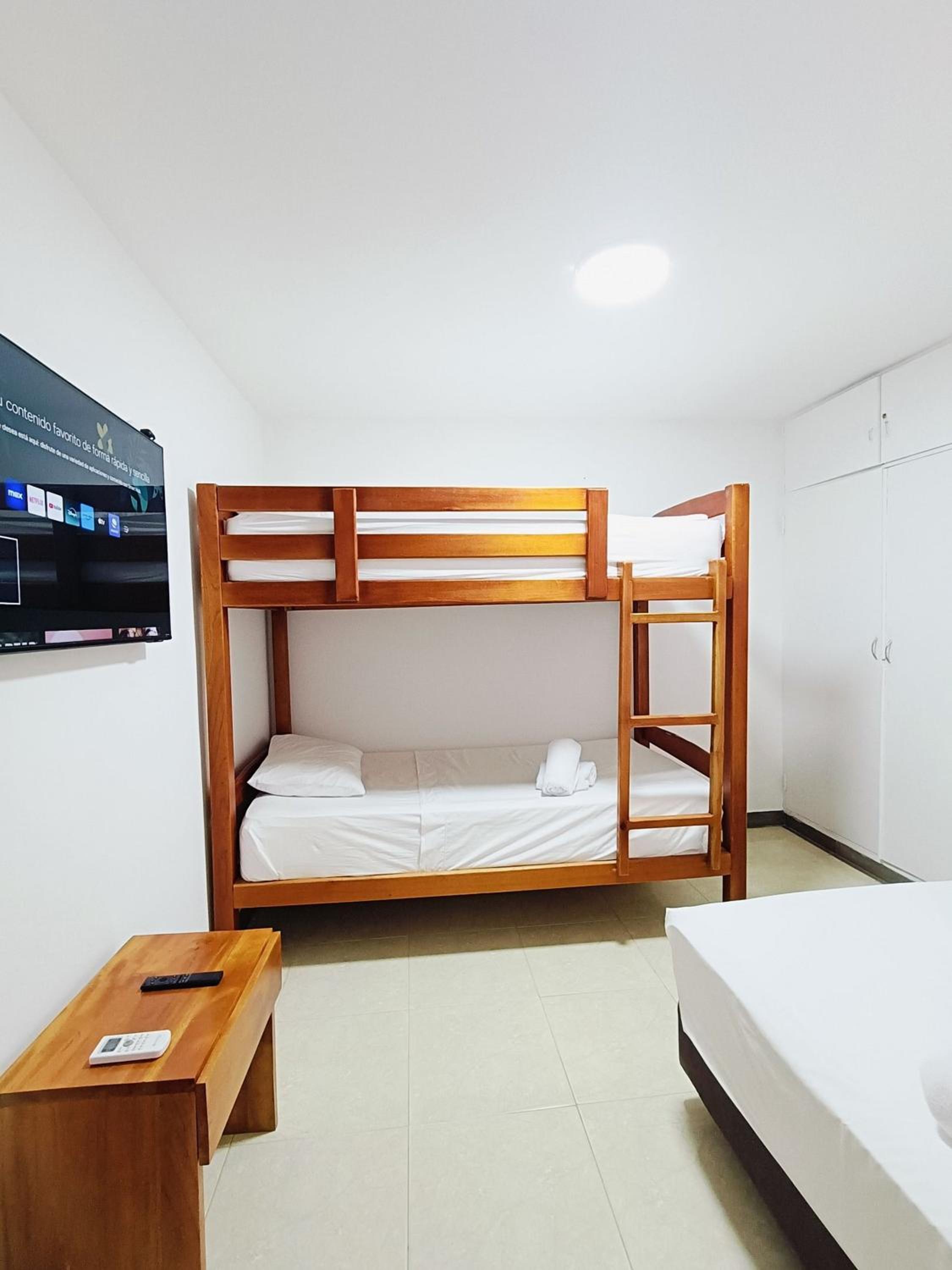 El Rodadero Hermoso Apartamento a 50m de la playa ven descansa o trabajar