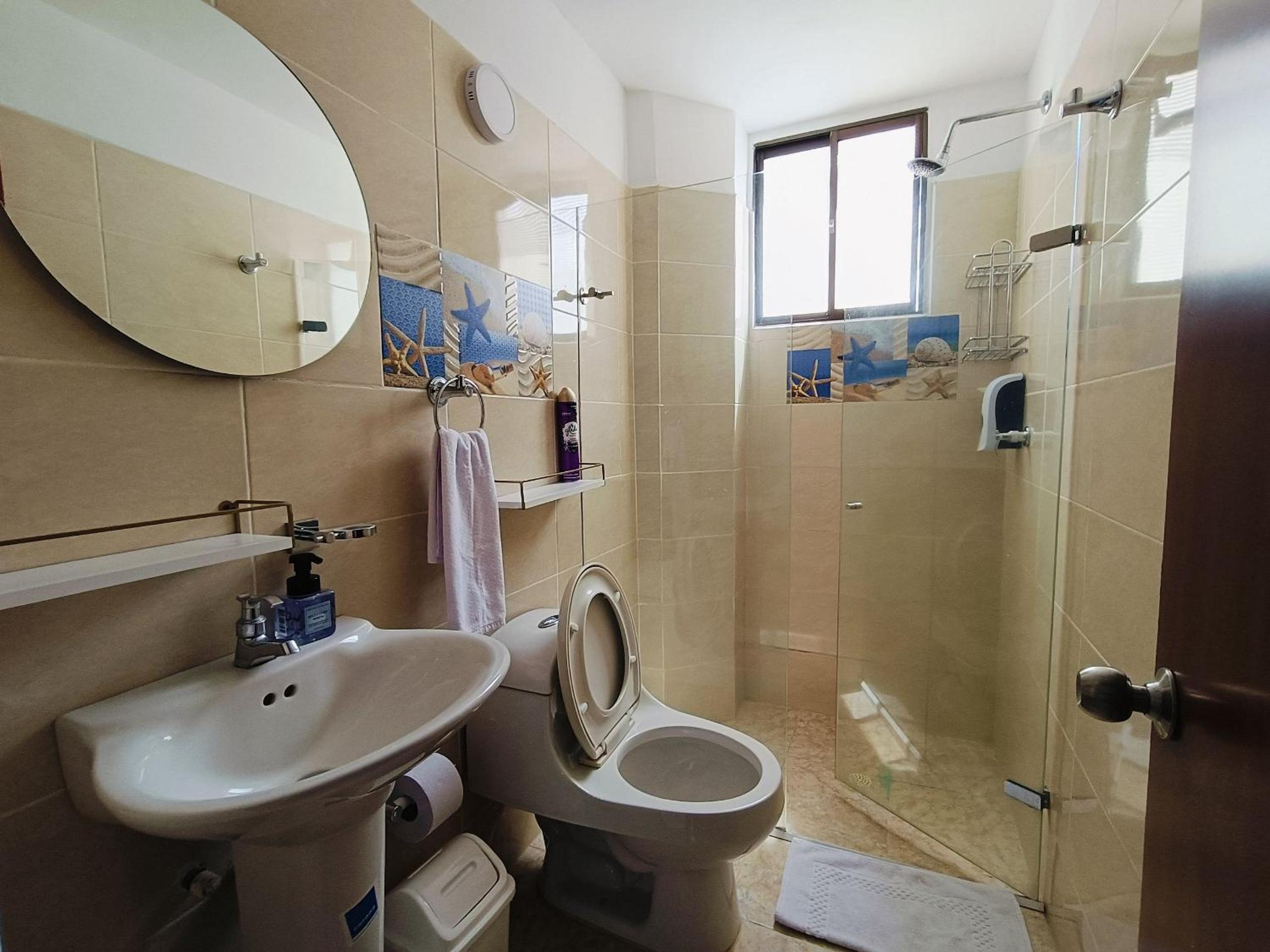 El Rodadero Hermoso Apartamento a 50m de la playa ven descansa o trabajar