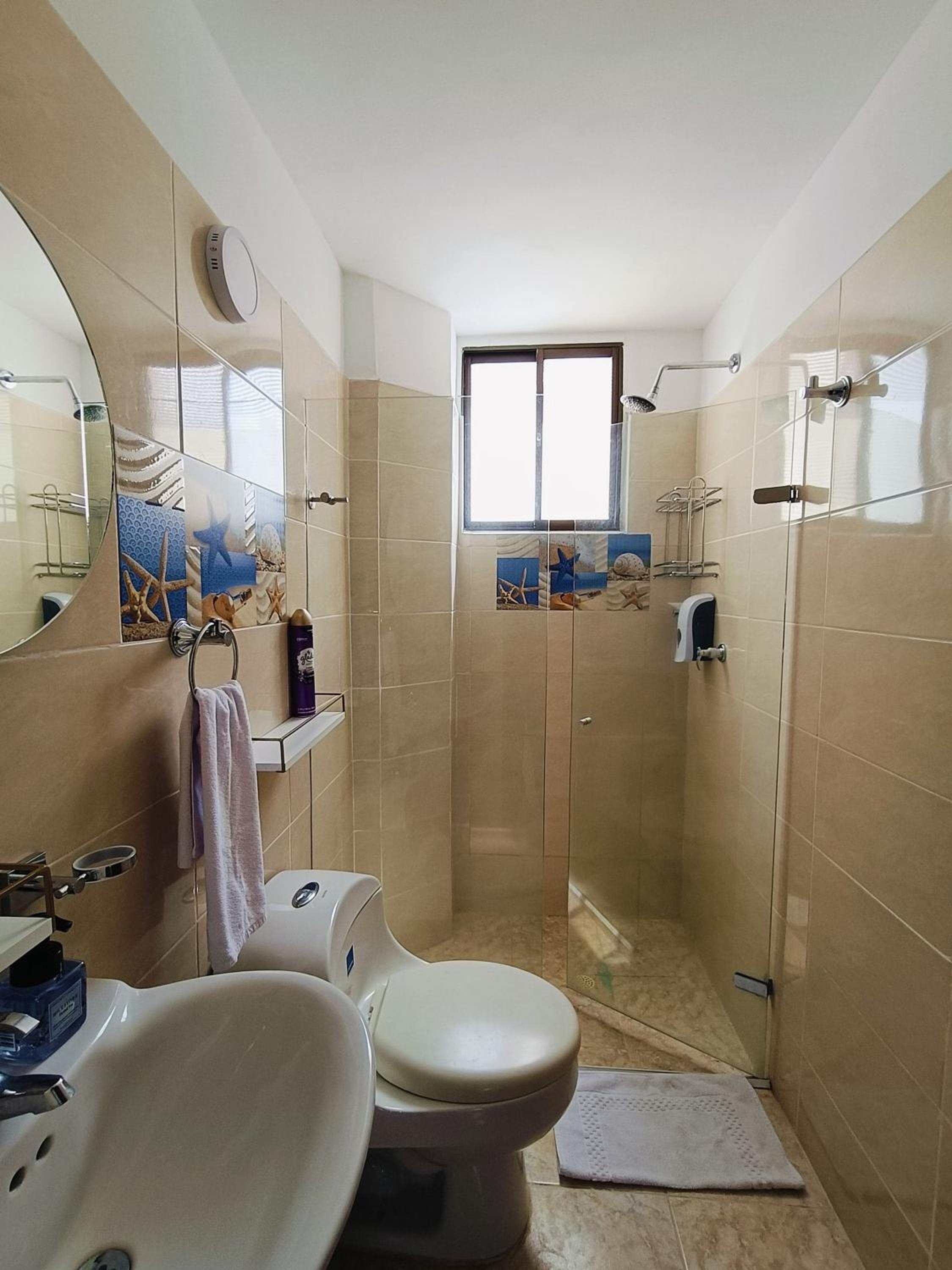 El Rodadero Hermoso Apartamento a 50m de la playa ven descansa o trabajar