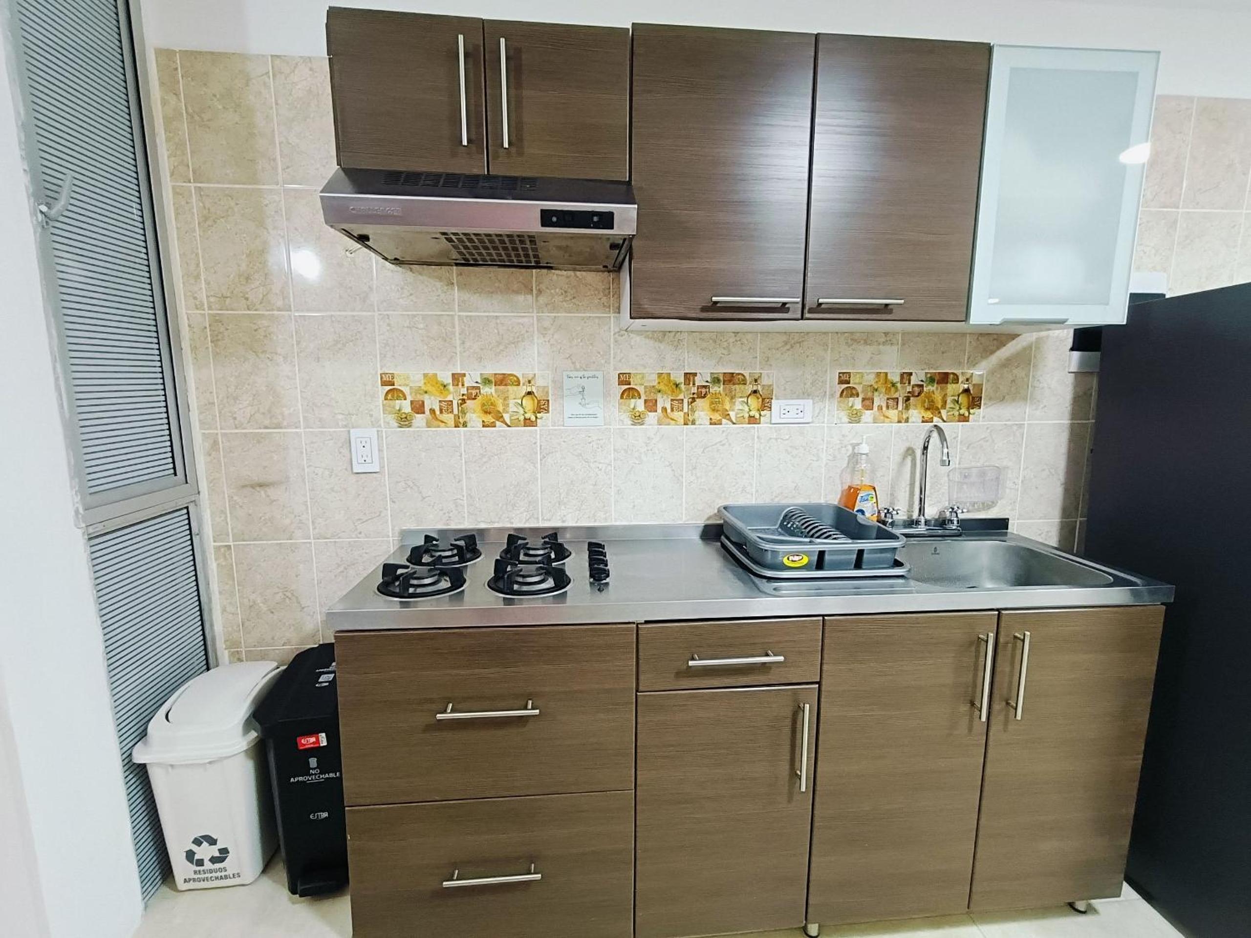 El Rodadero Hermoso Apartamento a 50m de la playa ven descansa o trabajar