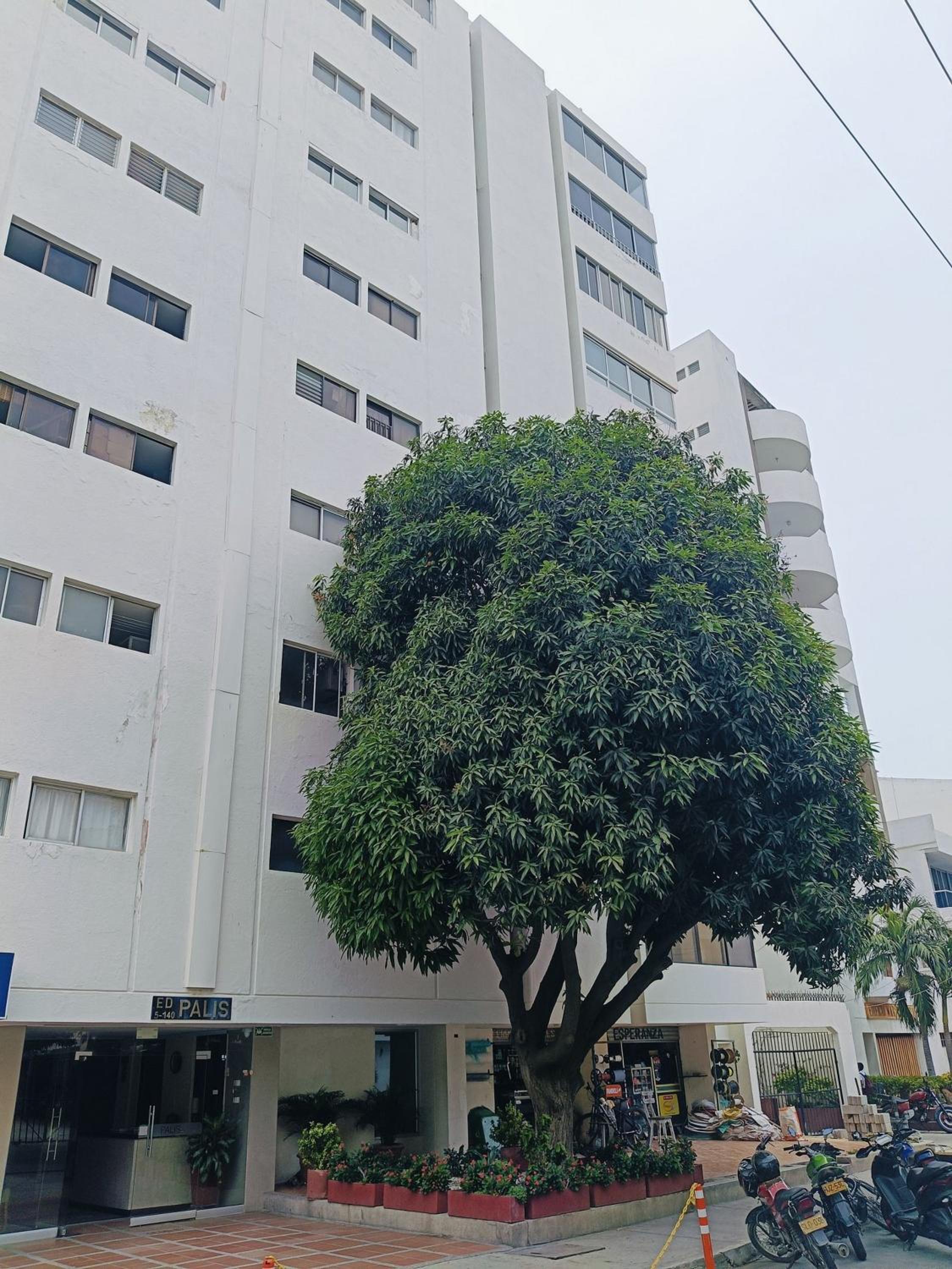 El Rodadero Hermoso Apartamento a 50m de la playa ven descansa o trabajar
