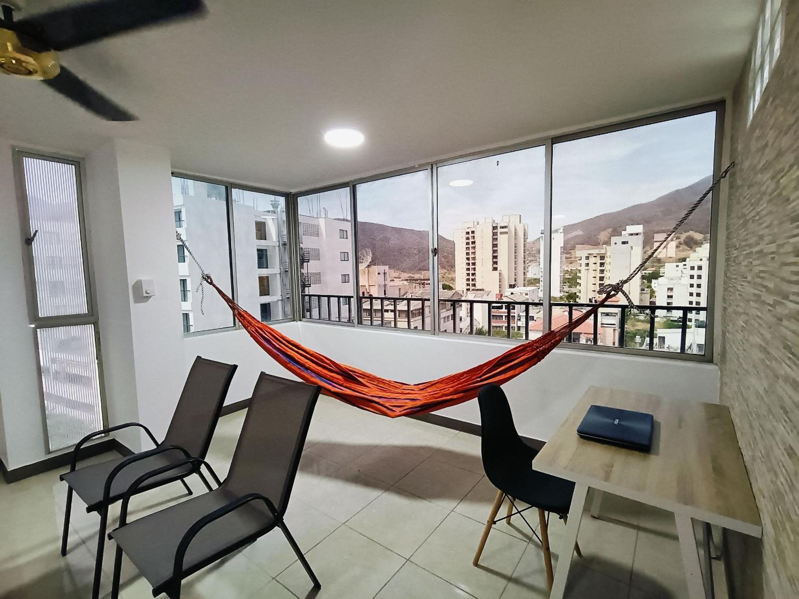 El Rodadero Hermoso Apartamento a 50m de la playa ven descansa o trabajar