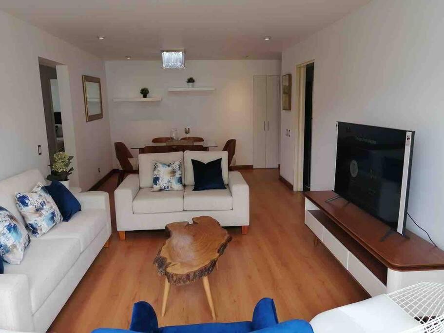 Luxurious Condo +Free Parking+Wi-FI+Miraflores