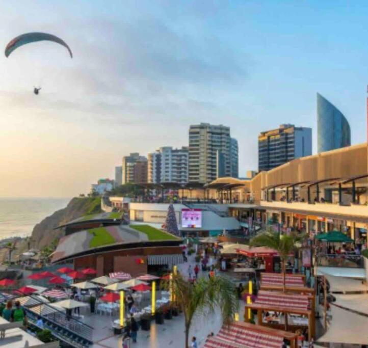 Luxurious Condo +Free Parking+Wi-FI+Miraflores
