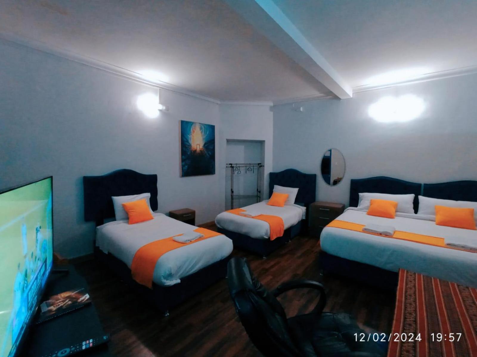 PARDOS HOUSE INN