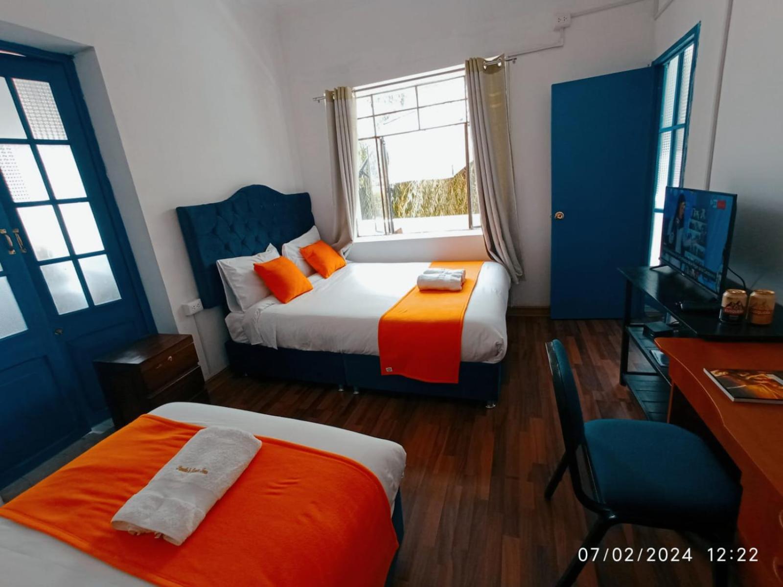 PARDOS HOUSE INN