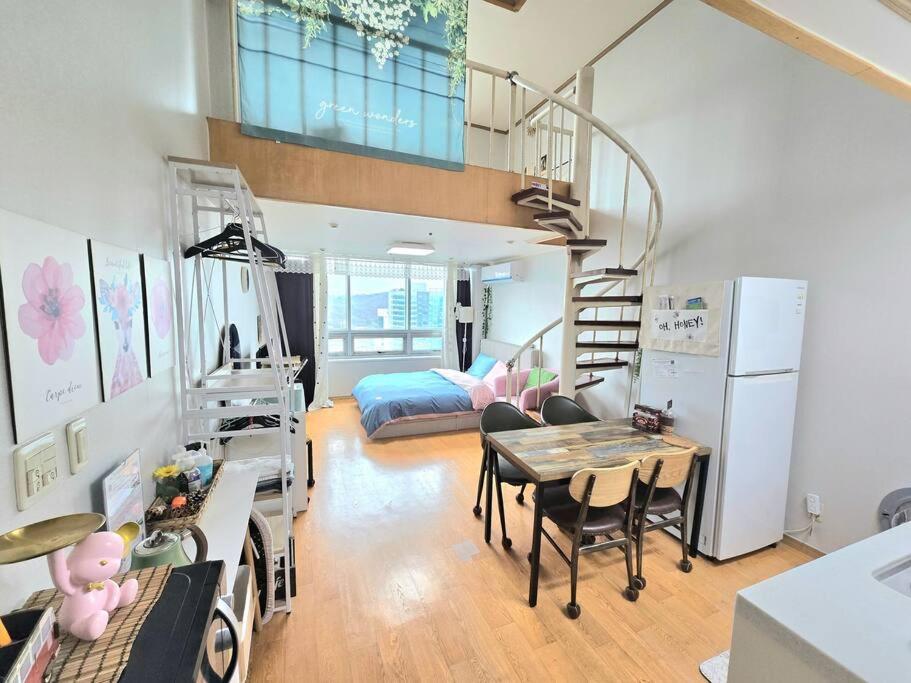 Like U Residence