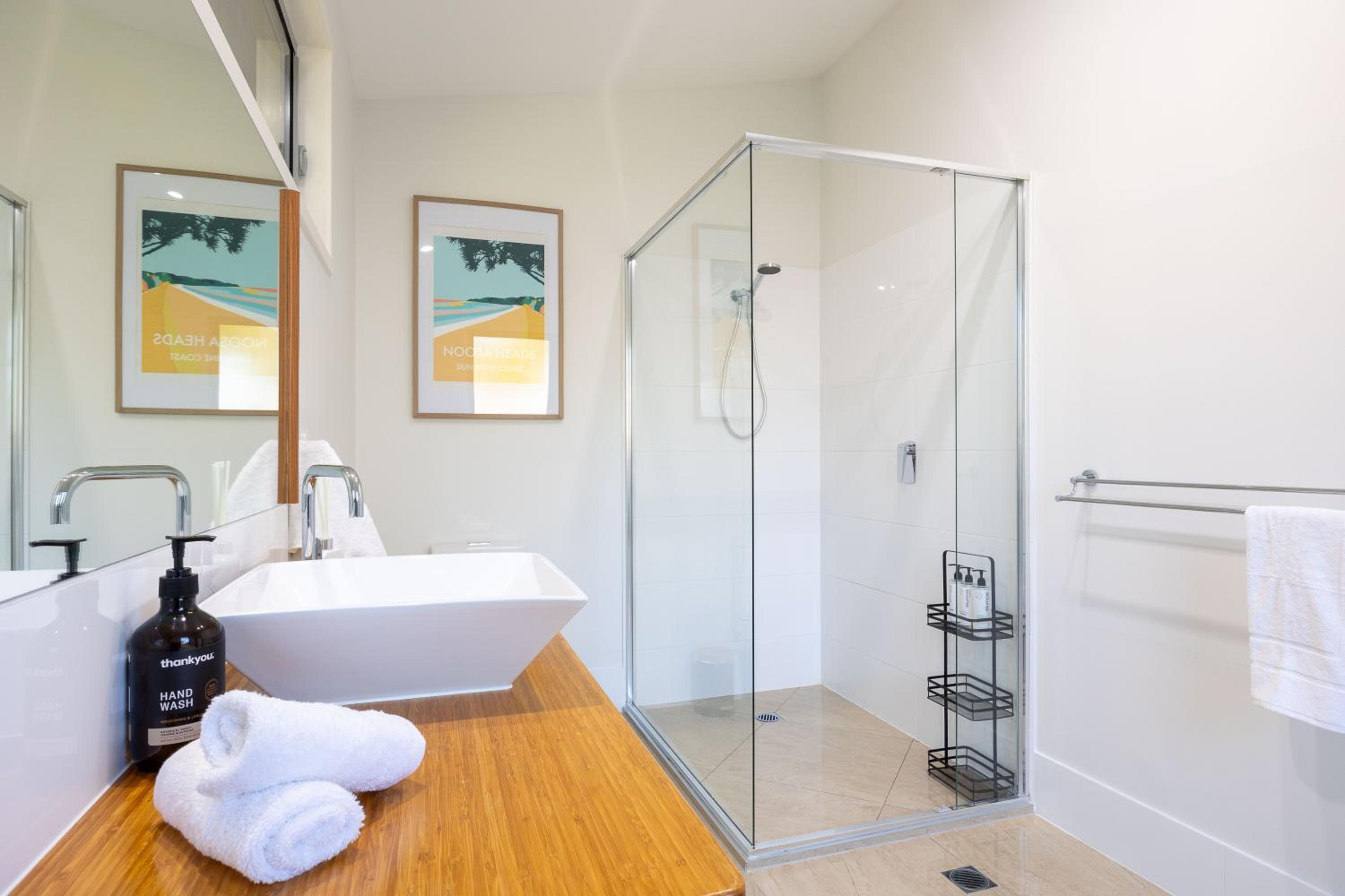 Hinterland Dreamers Poolside Retreat