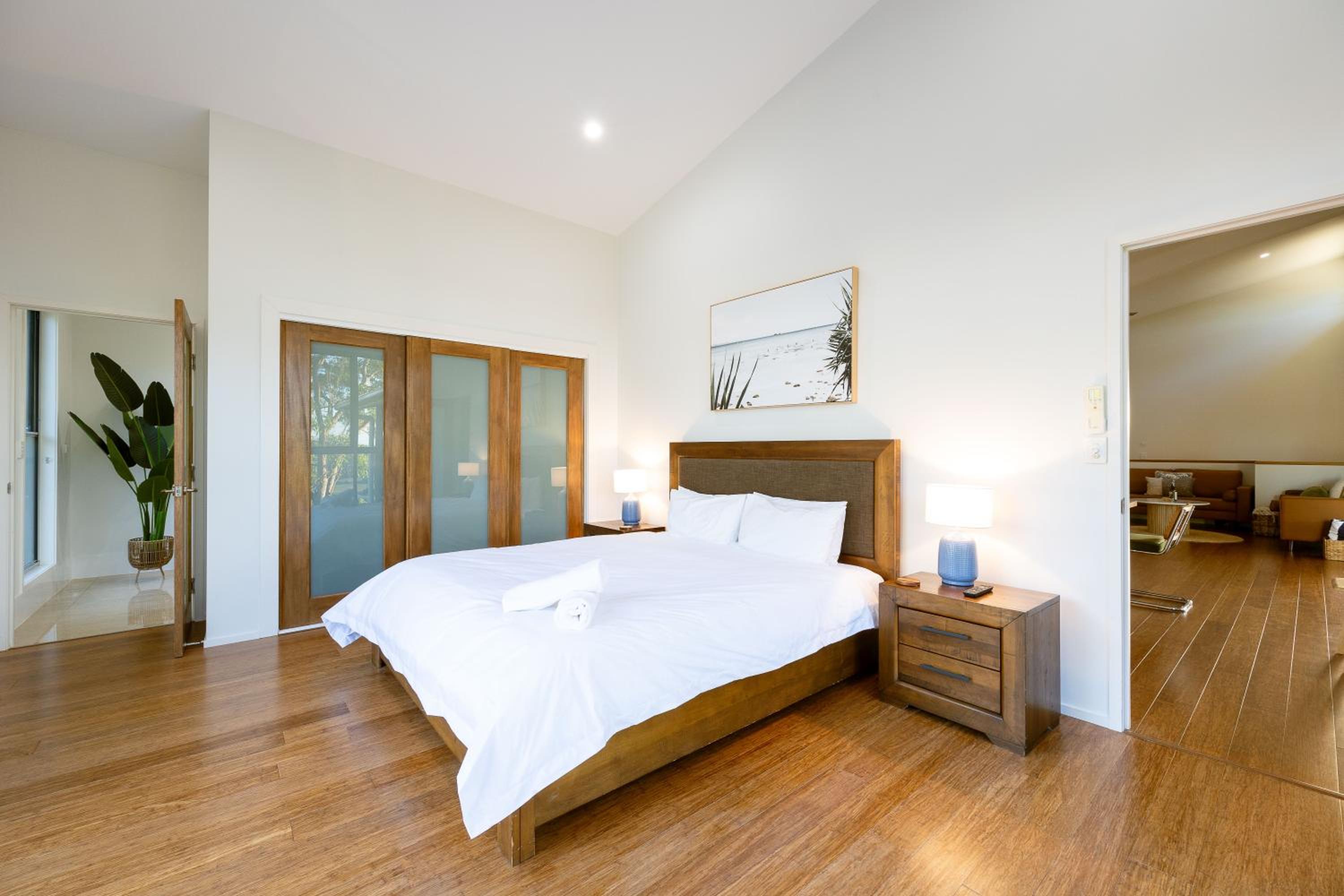 Hinterland Dreamers Poolside Retreat