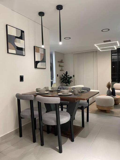 Luxury 3BR apt in Laureles