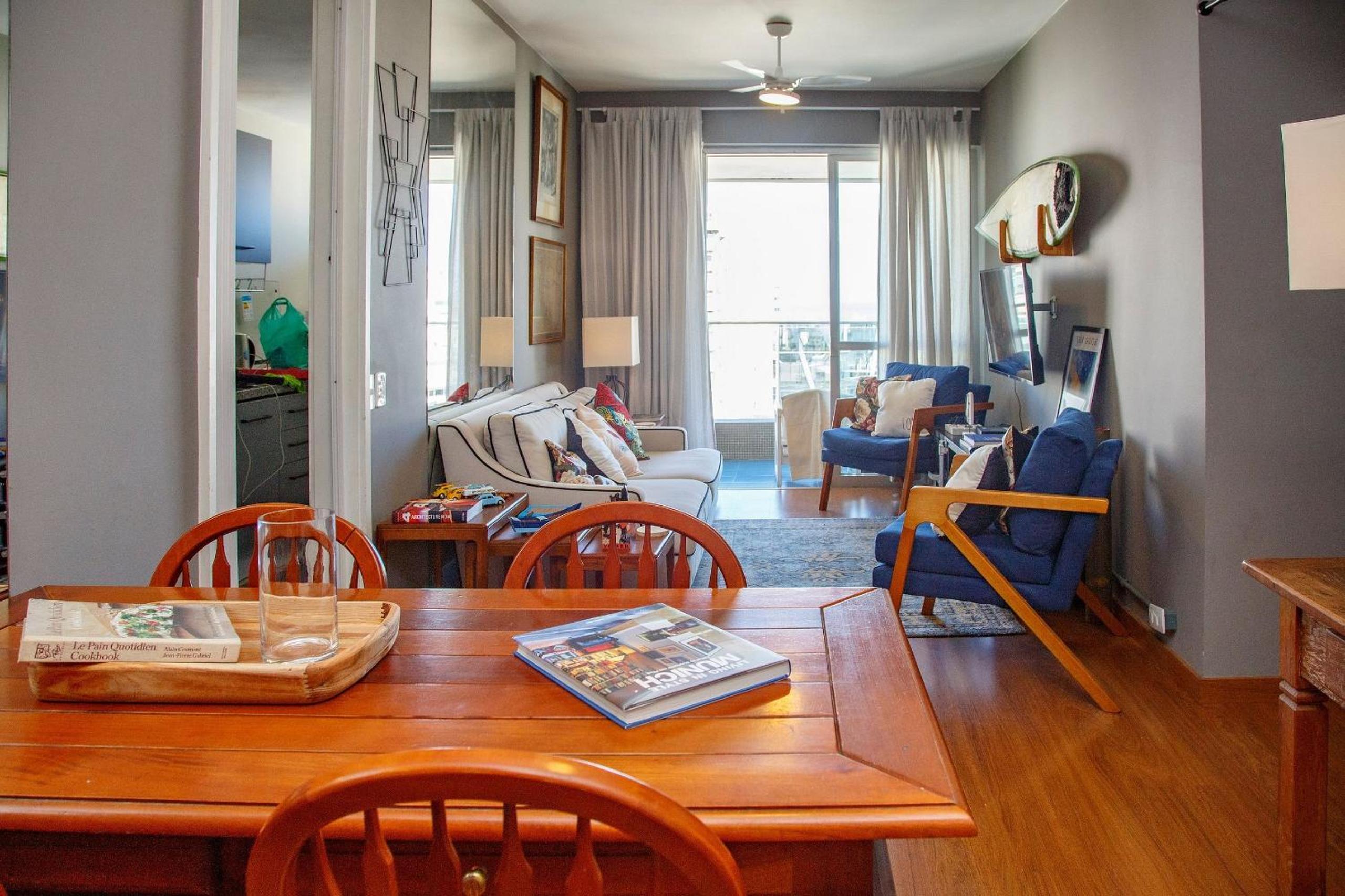 Leblon Flat Service 2 Bedrooms Sea View