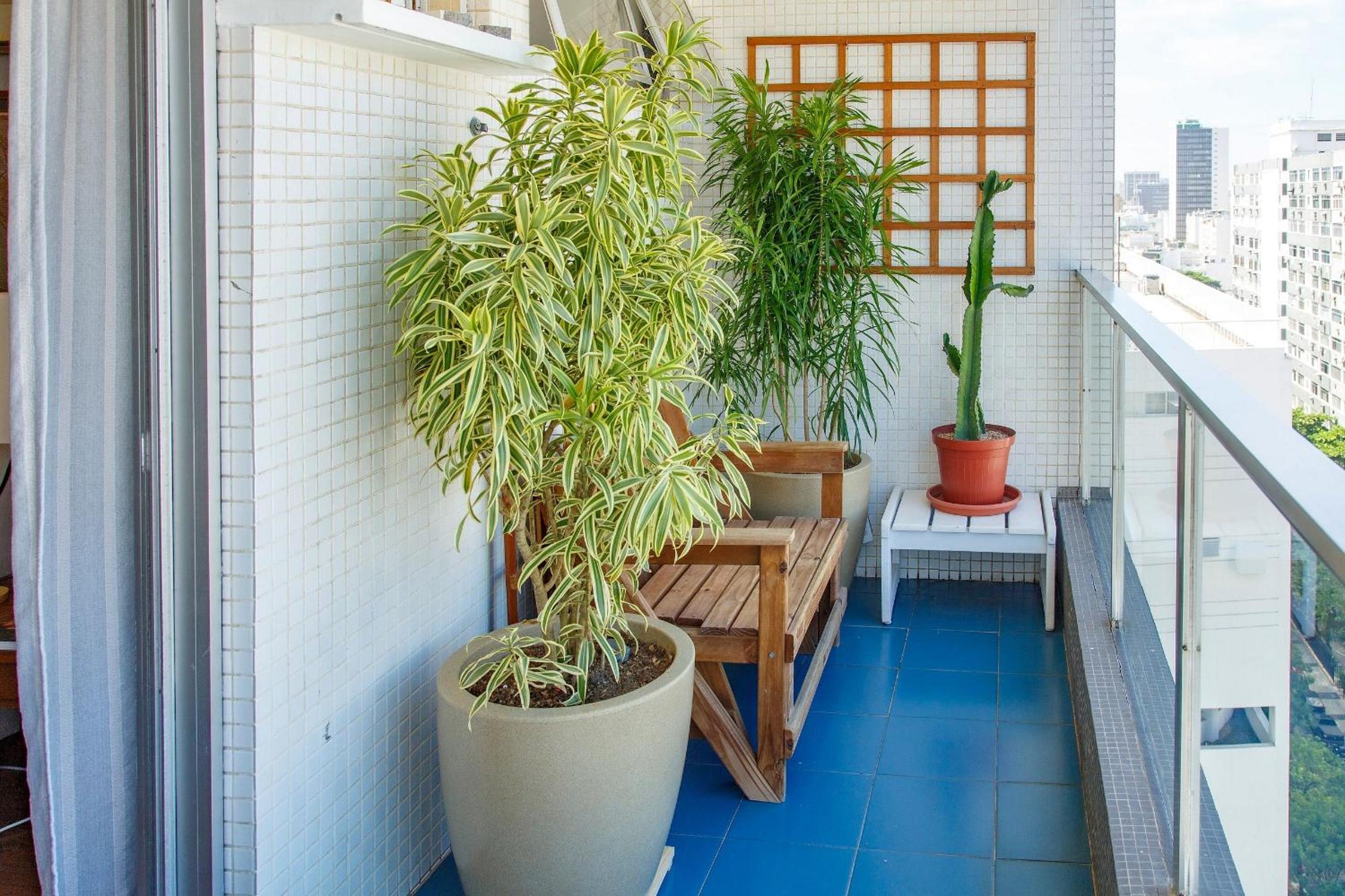 Leblon Flat Service 2 Bedrooms Sea View