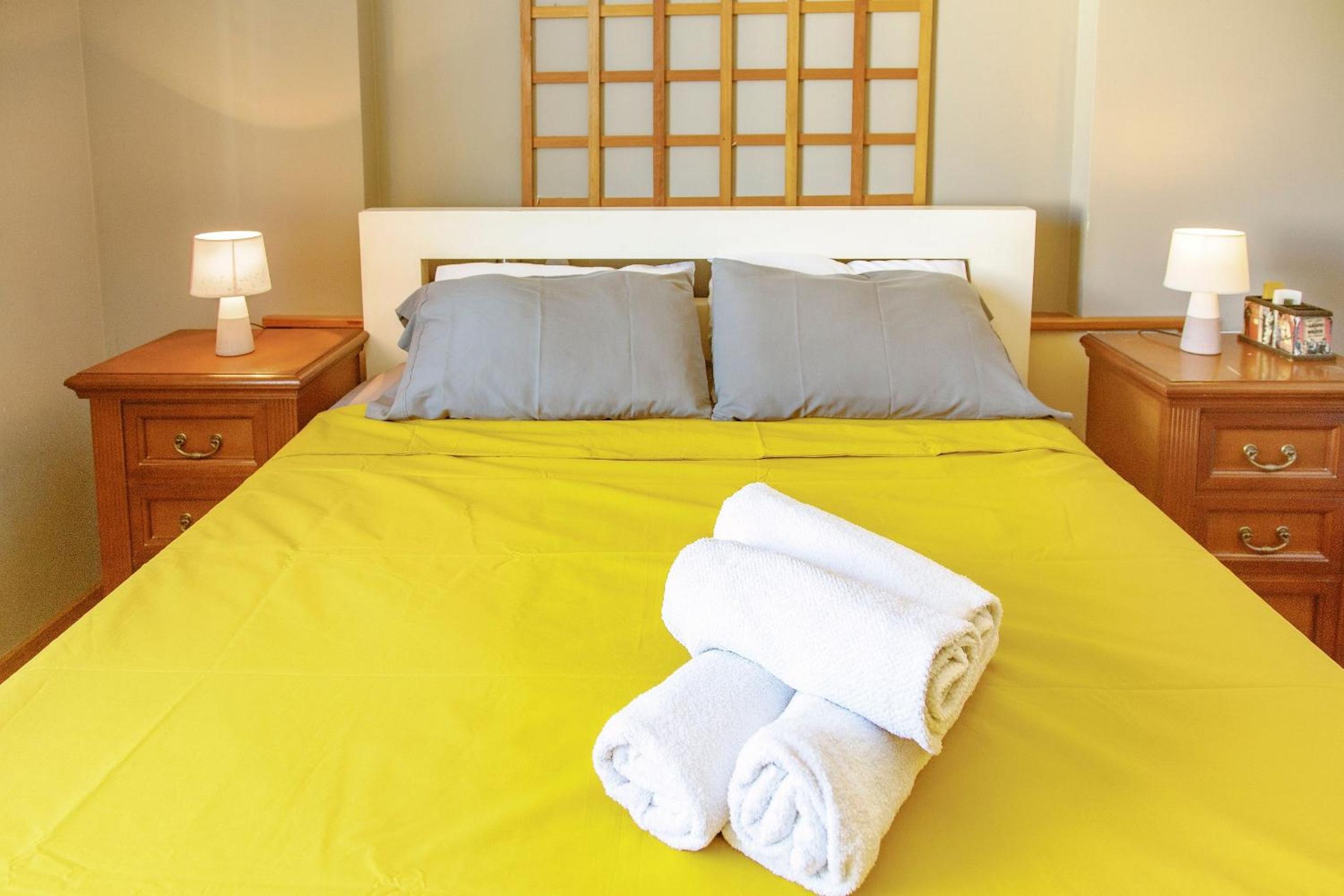 Leblon Flat Service 2 Bedrooms Sea View