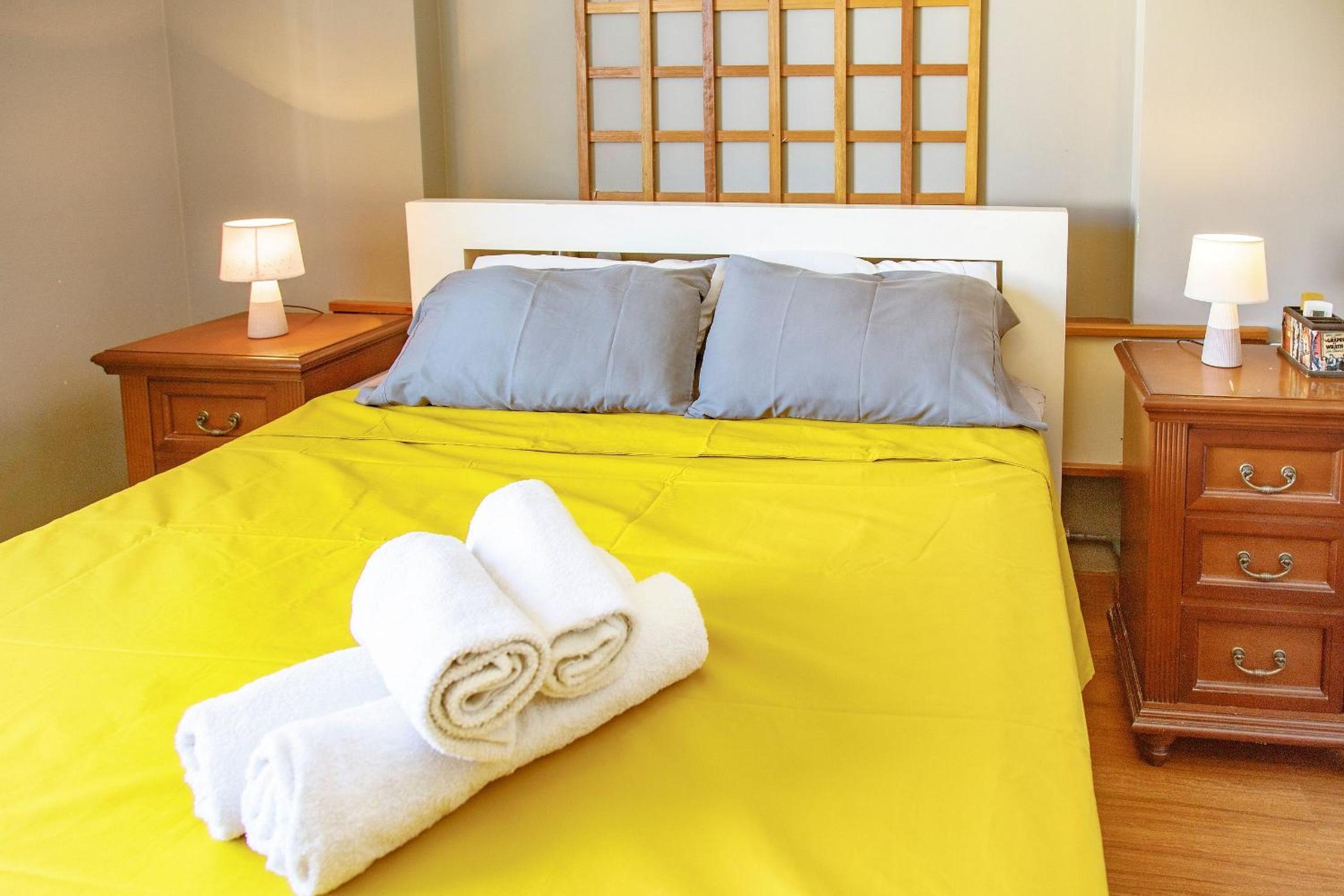 Leblon Flat Service 2 Bedrooms Sea View