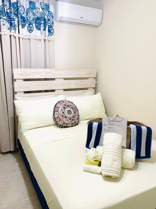 Steps 2 Beach - 5 Bedroom 3 Bathroom Villa