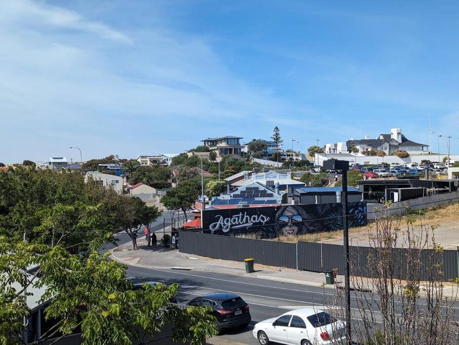 Entire House in the Heart of Port Noarlunga Beach