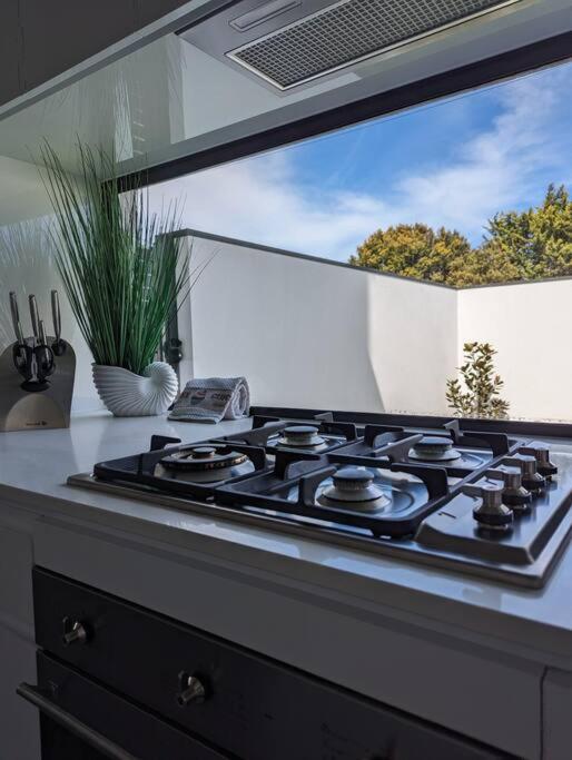 Entire House in the Heart of Port Noarlunga Beach