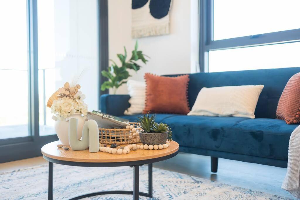 Vivid home in Bankstown 2B2B