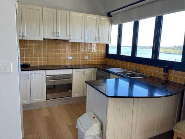 The Boathouse Resort Luxury Apartments