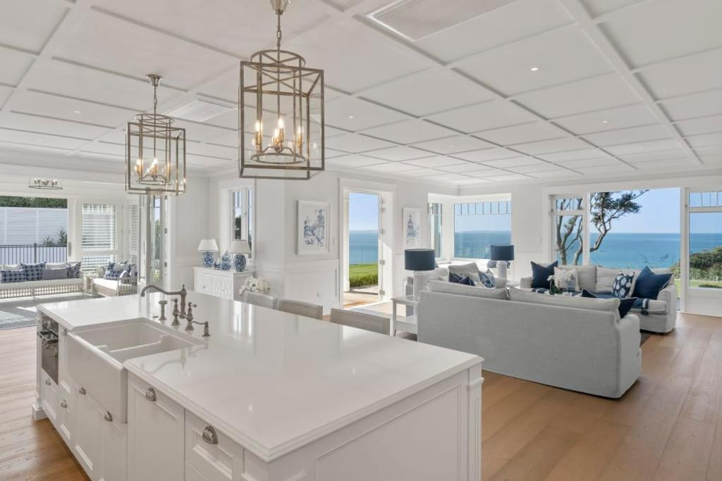 Hampton on View Luxury Clifftop in Campbells Bay view 3