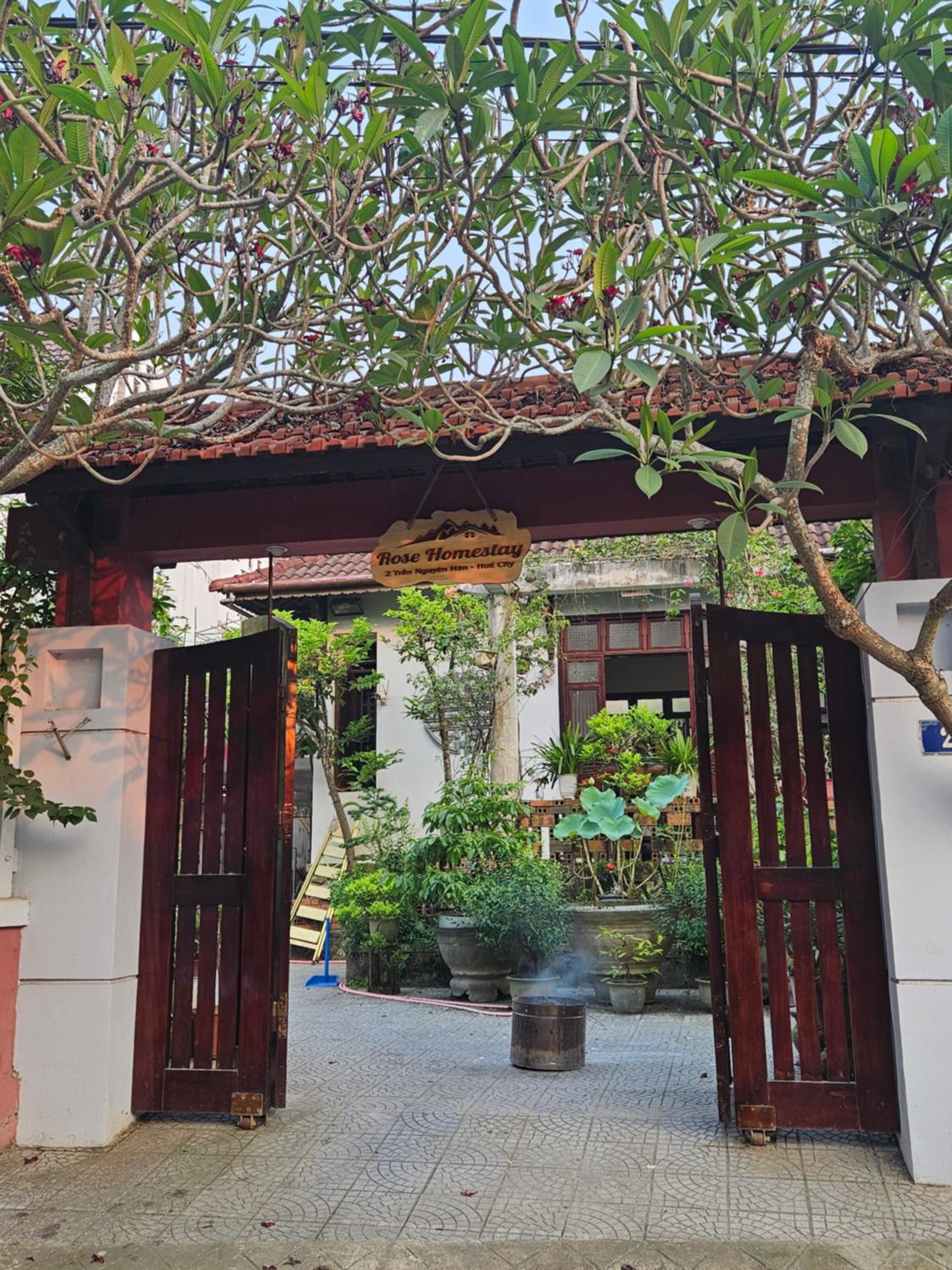 Rose Homestay Hue