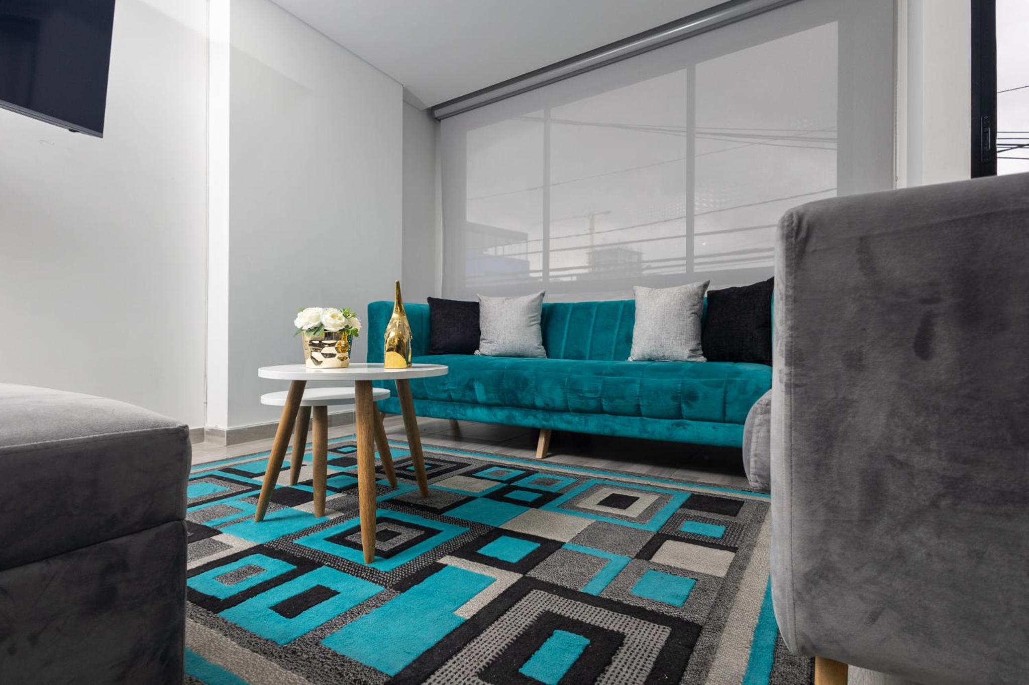 Corferia/USA Embassy/Beauty Apt