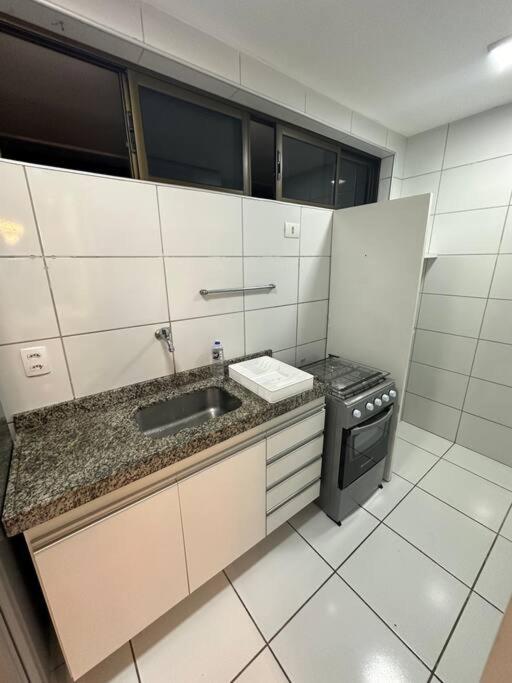 Apartamento ao lado patio forro