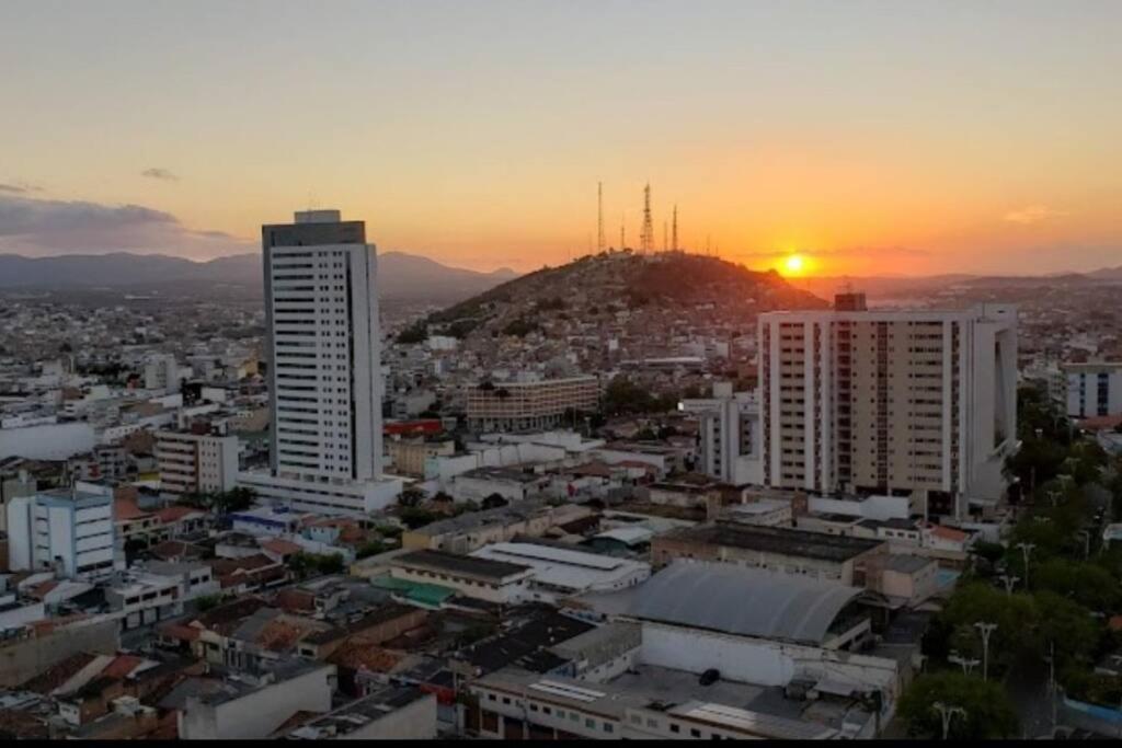 Apartamento ao lado patio forro
