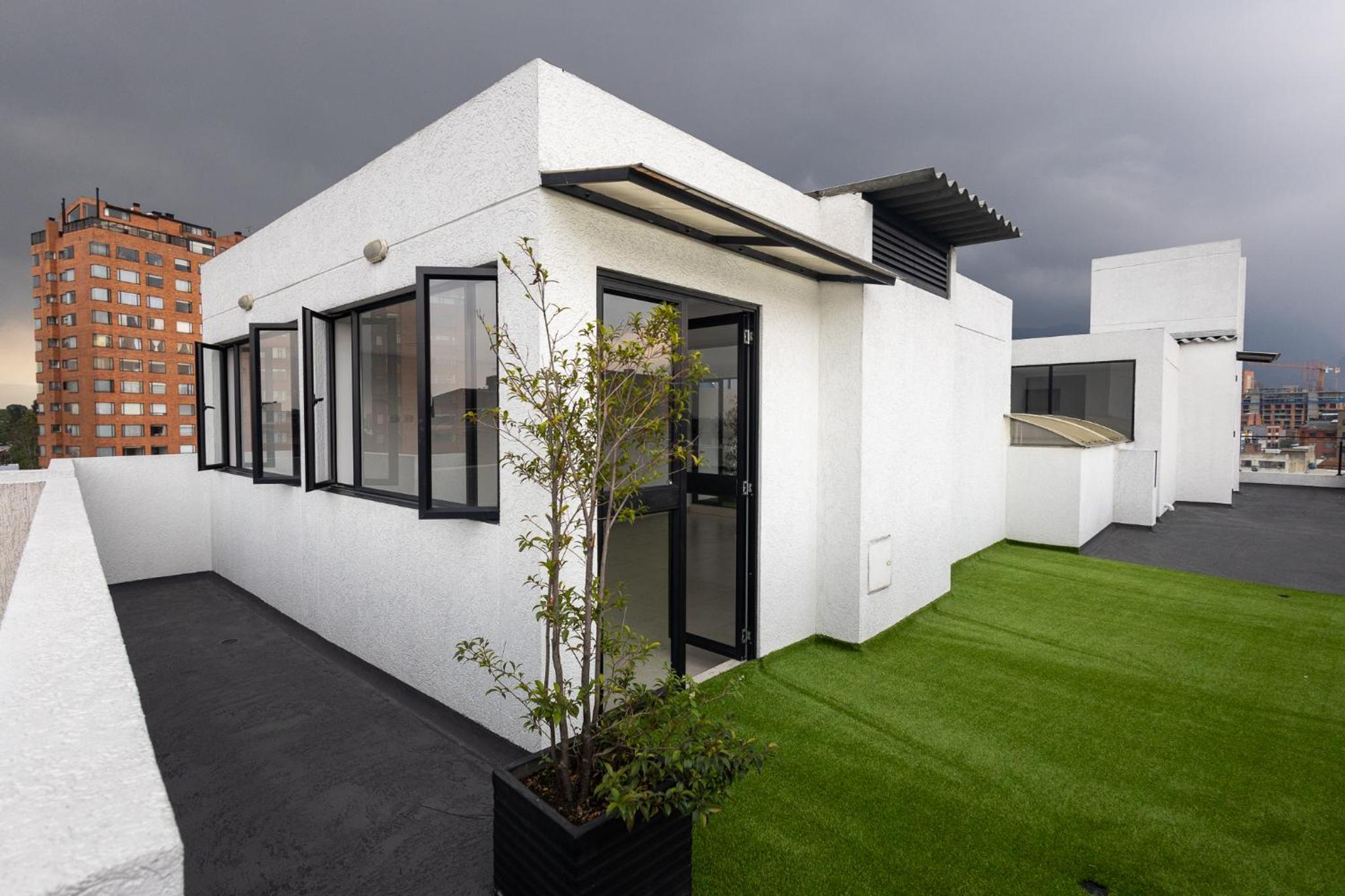 Corferia/USA Embassy/Beauty Apt