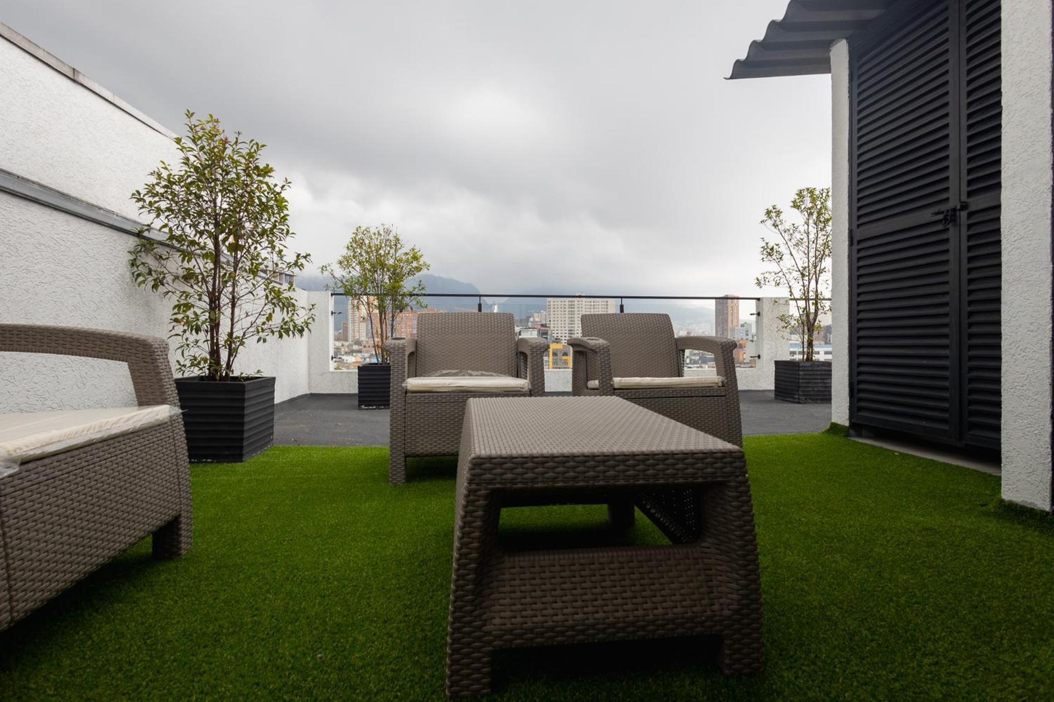 Corferia/USA Embassy/Beauty Apt