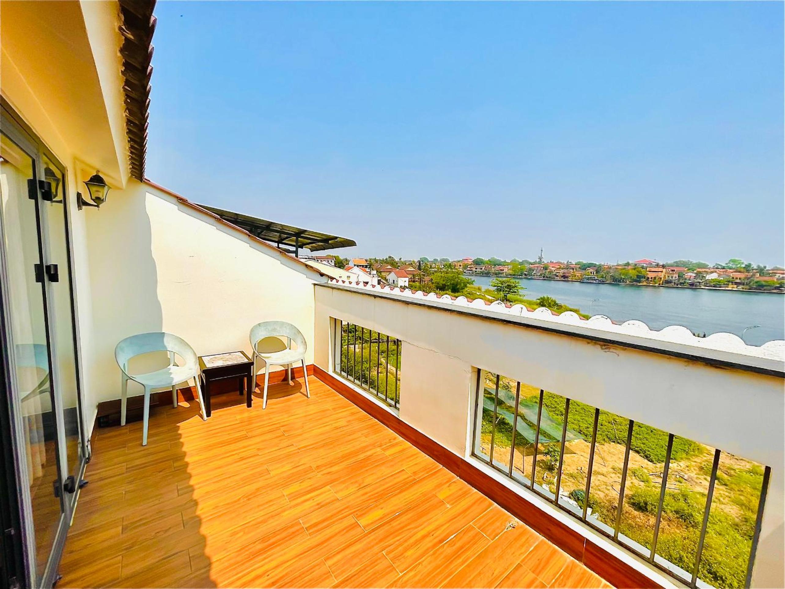 Thuong Da Riverside Homestay