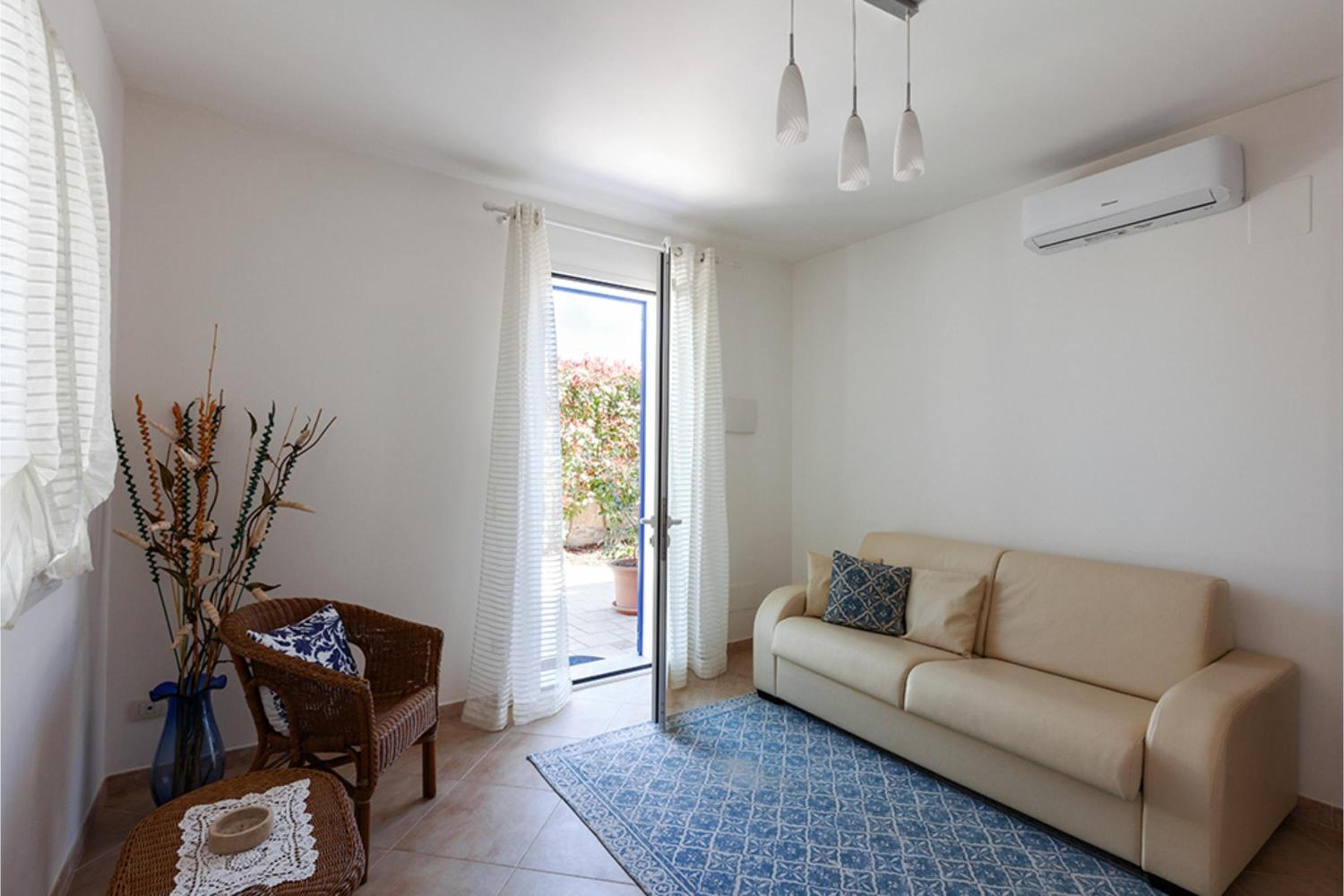 Villetta Olimpia Near The Beach - Happy Rentals view 4