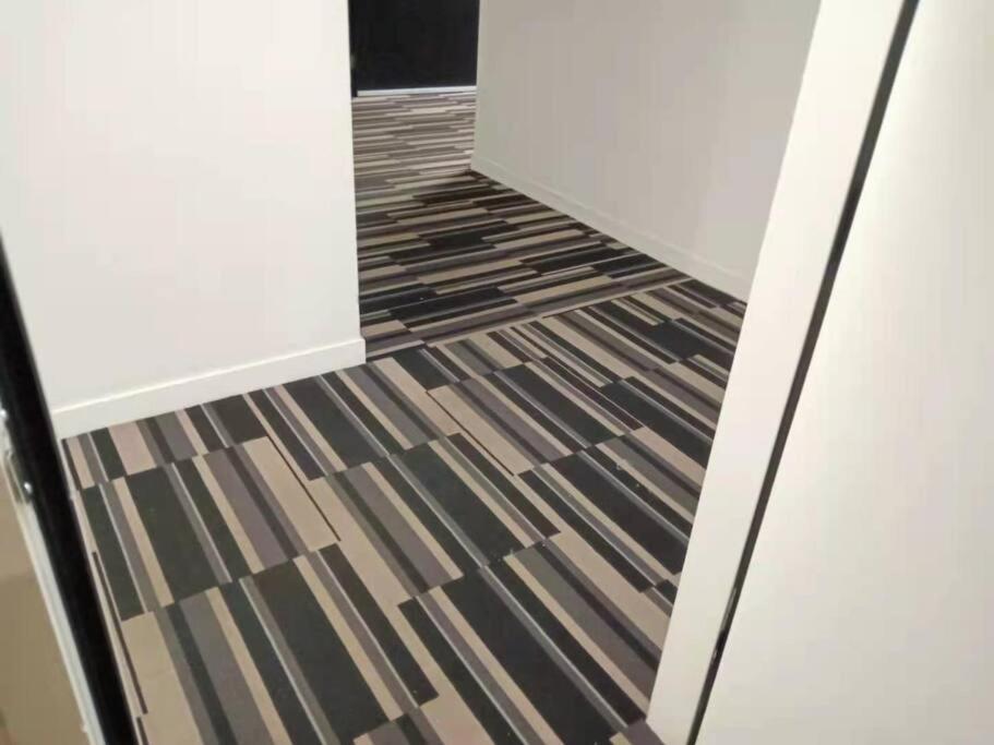 L39 1Min to SouthernCross,free Gym, Pool, sunna,Tram ,Sauna