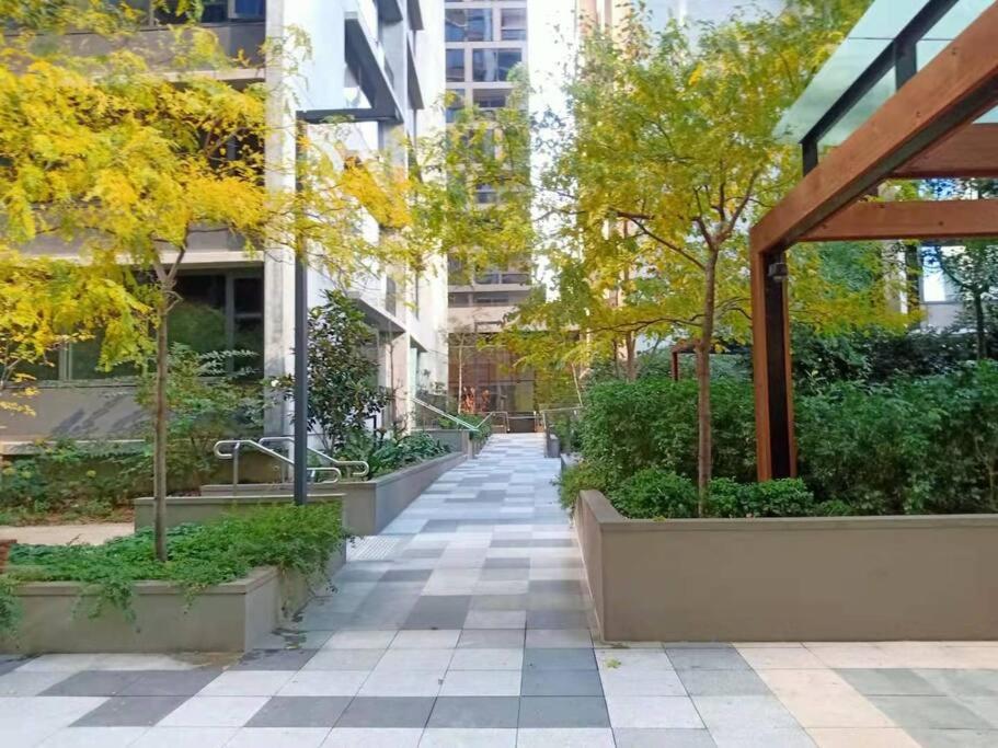 L39 1Min to SouthernCross,free Gym, Pool, sunna,Tram ,Sauna