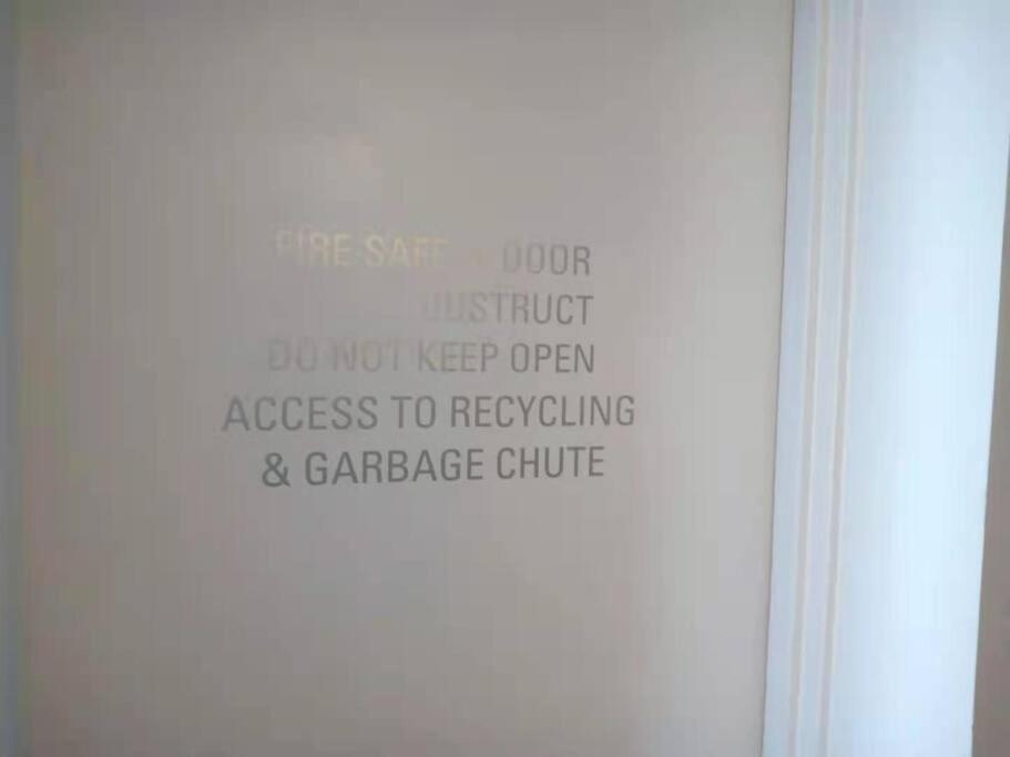 L39 1Min to SouthernCross,free Gym, Pool, sunna,Tram ,Sauna