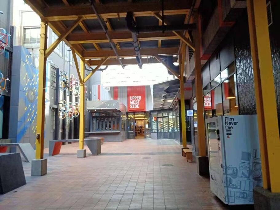L39 1Min to SouthernCross,free Gym, Pool, sunna,Tram ,Sauna