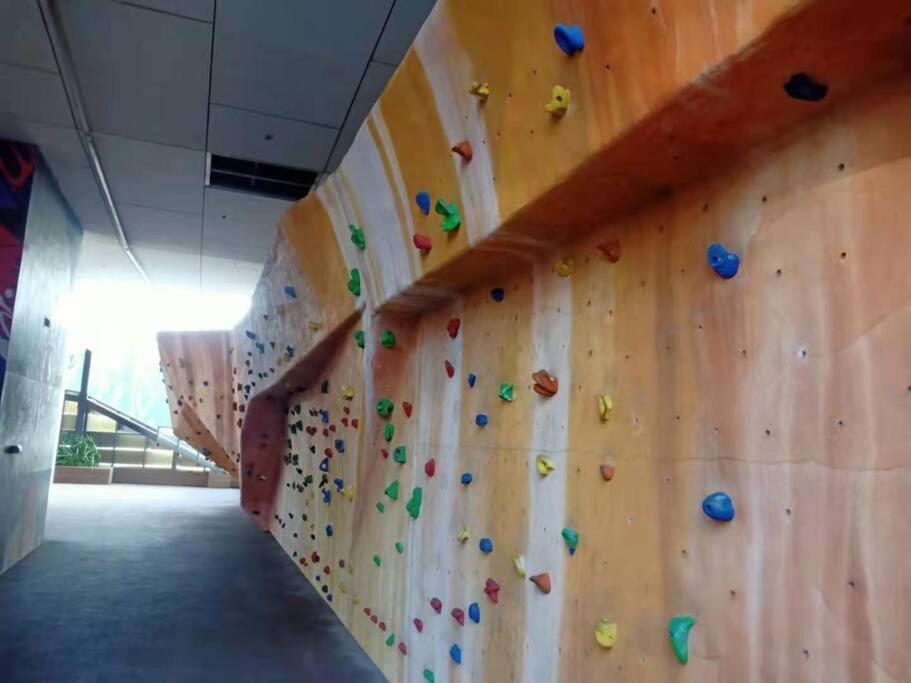 L39 1Min to SouthernCross,free Gym, Pool, sunna,Tram ,Sauna