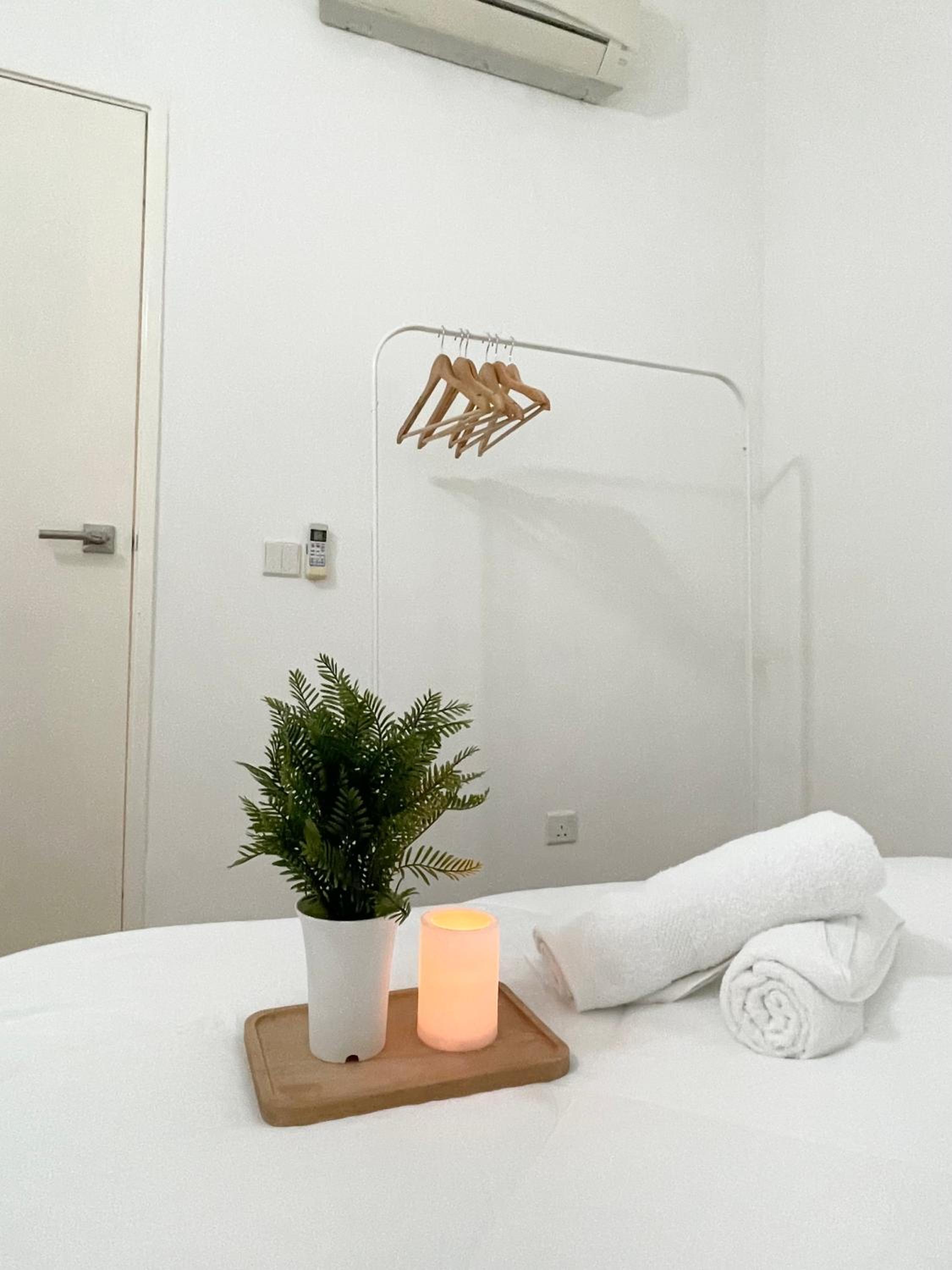 1min to BukitIndah AEON Skyloft 3BR Muji PoolView