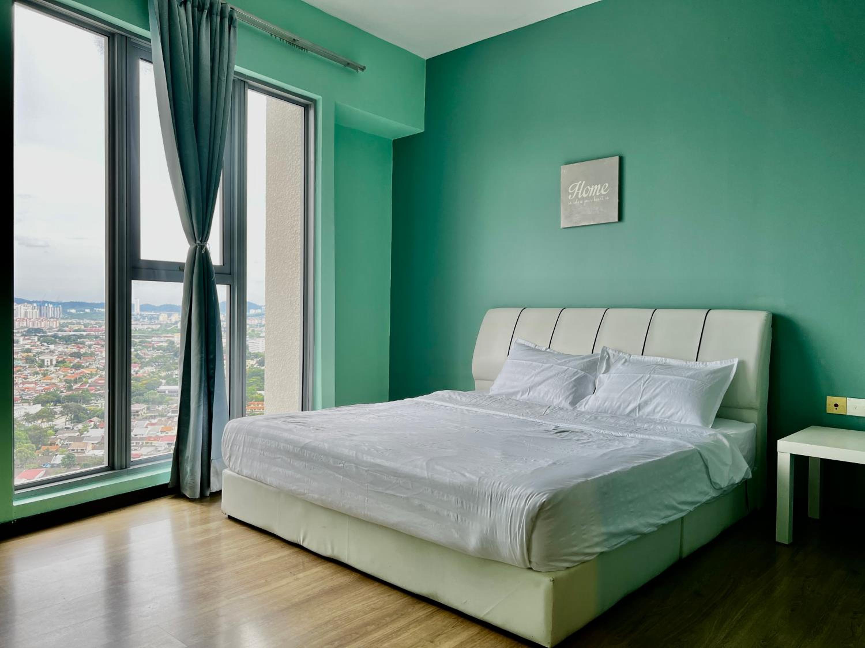 Urban Charm City Views【1BR1B】2 Pax by Cowidea photo 1