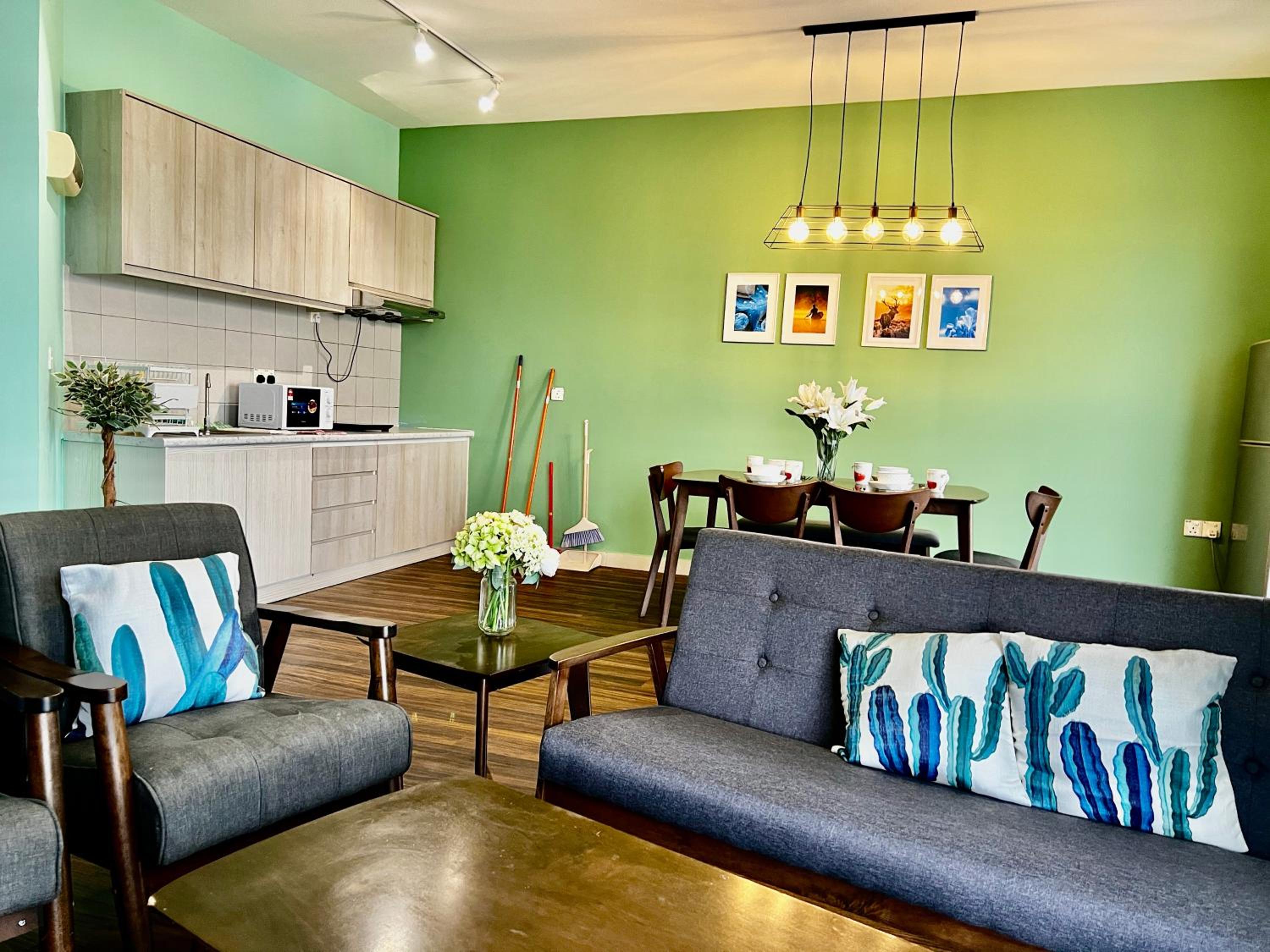 Urban Charm City Views【1BR1B】2 Pax by Cowidea photo 3