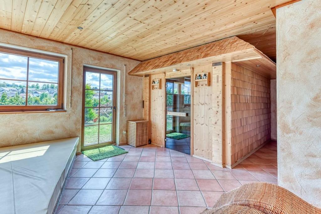 Apartment Joelle mit Sauna, Schwimmteich und Gym