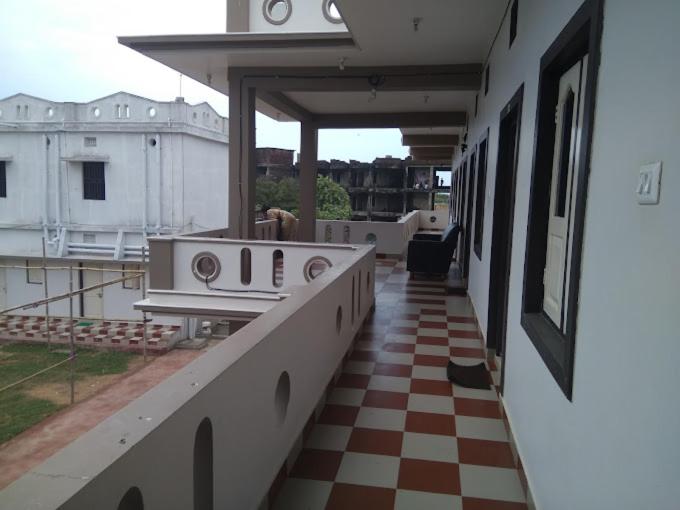 Hotel Sandhill
