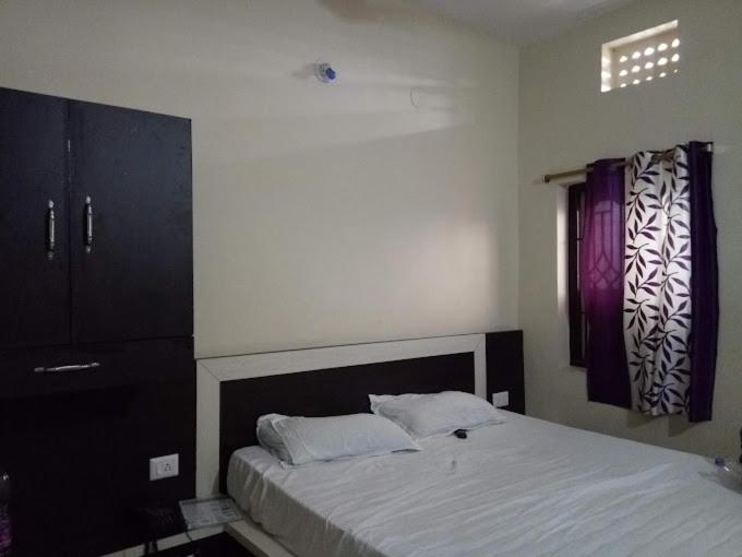 Hotel Sandhill