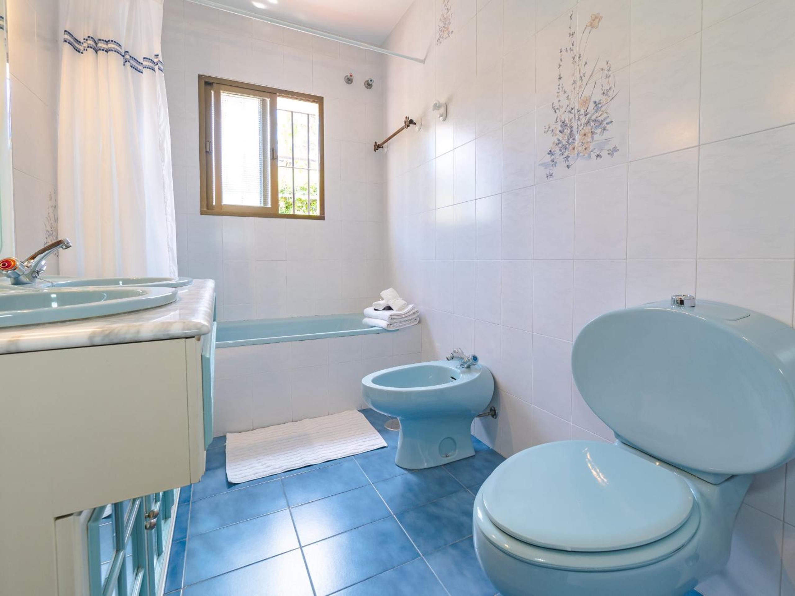 Cubo's Pink Townhouse Los Manantiales