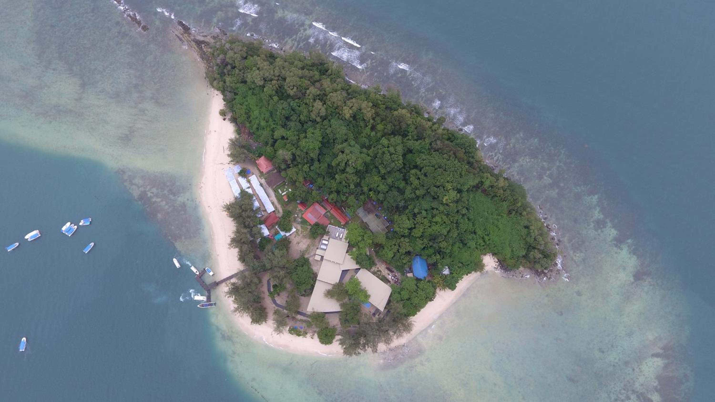 Mamutik Island Lodge