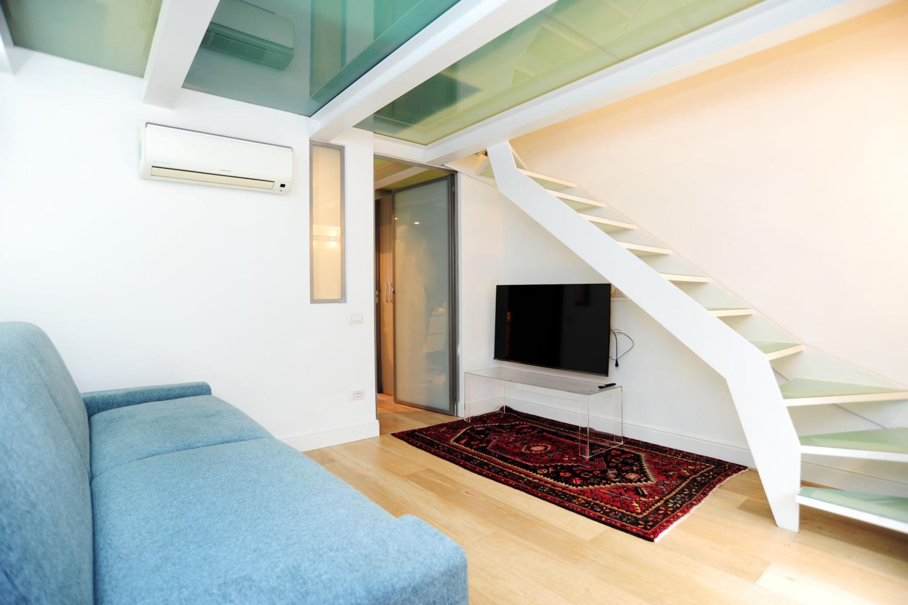 Giovio Duplex