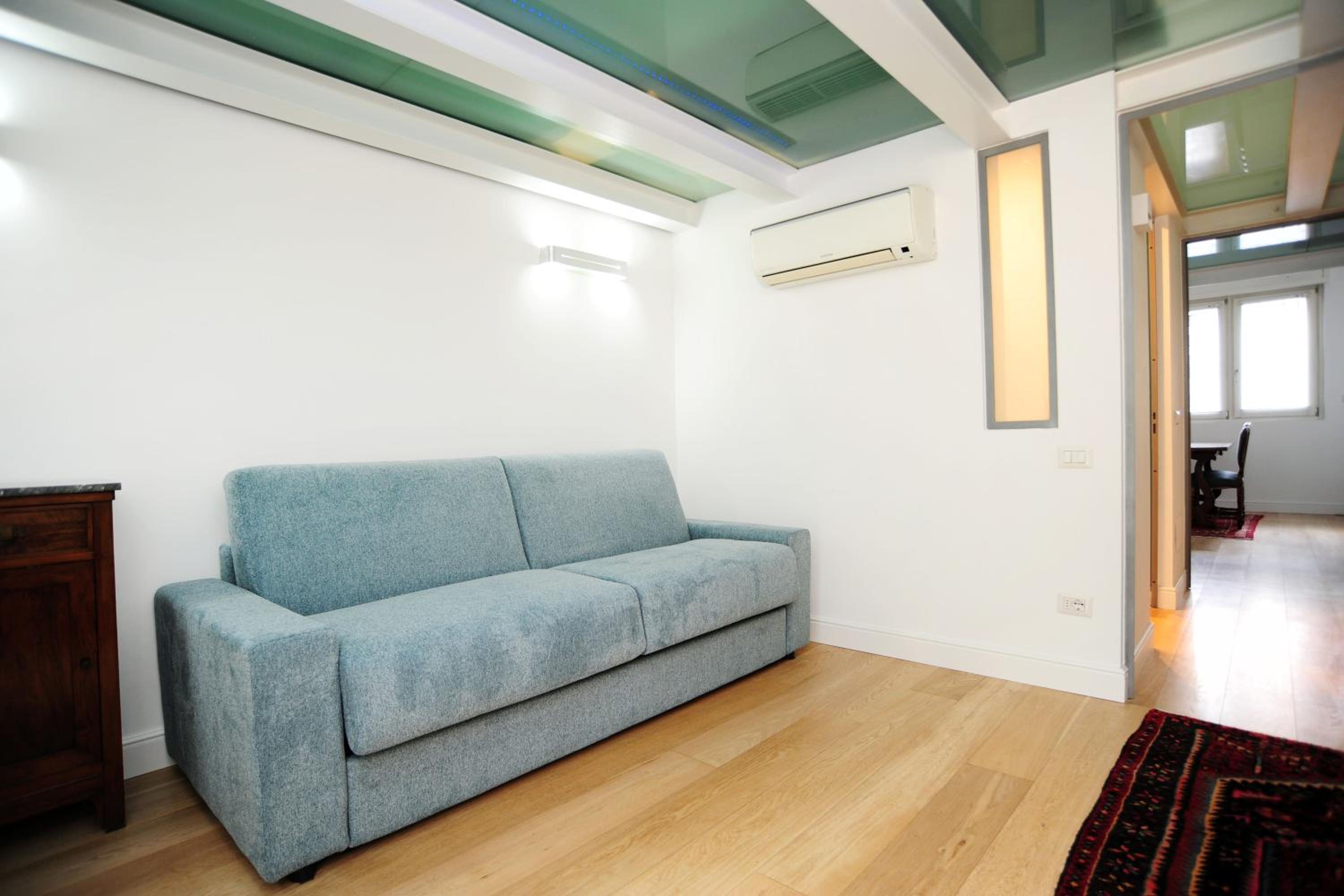Giovio Duplex