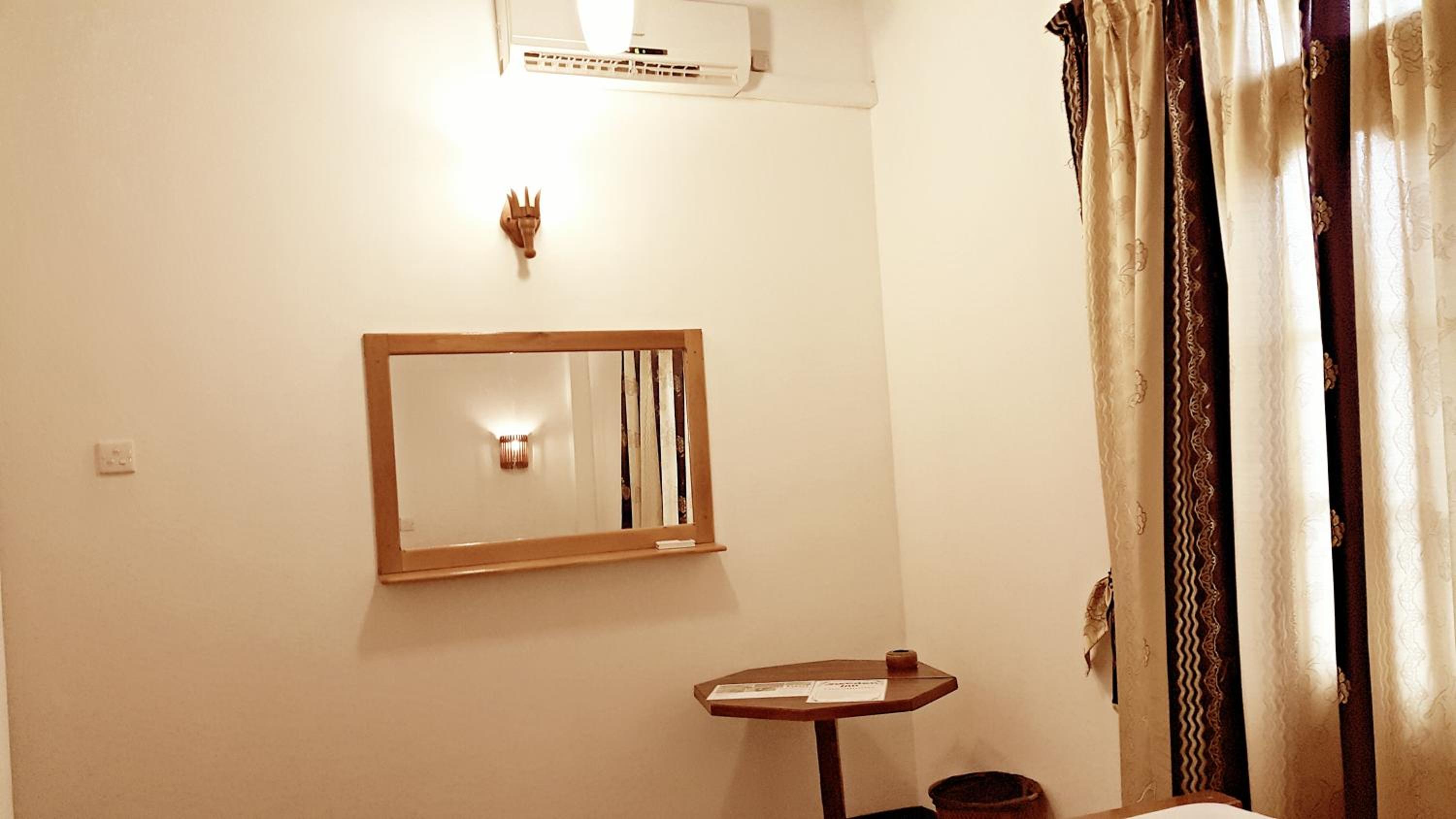 Photo 48