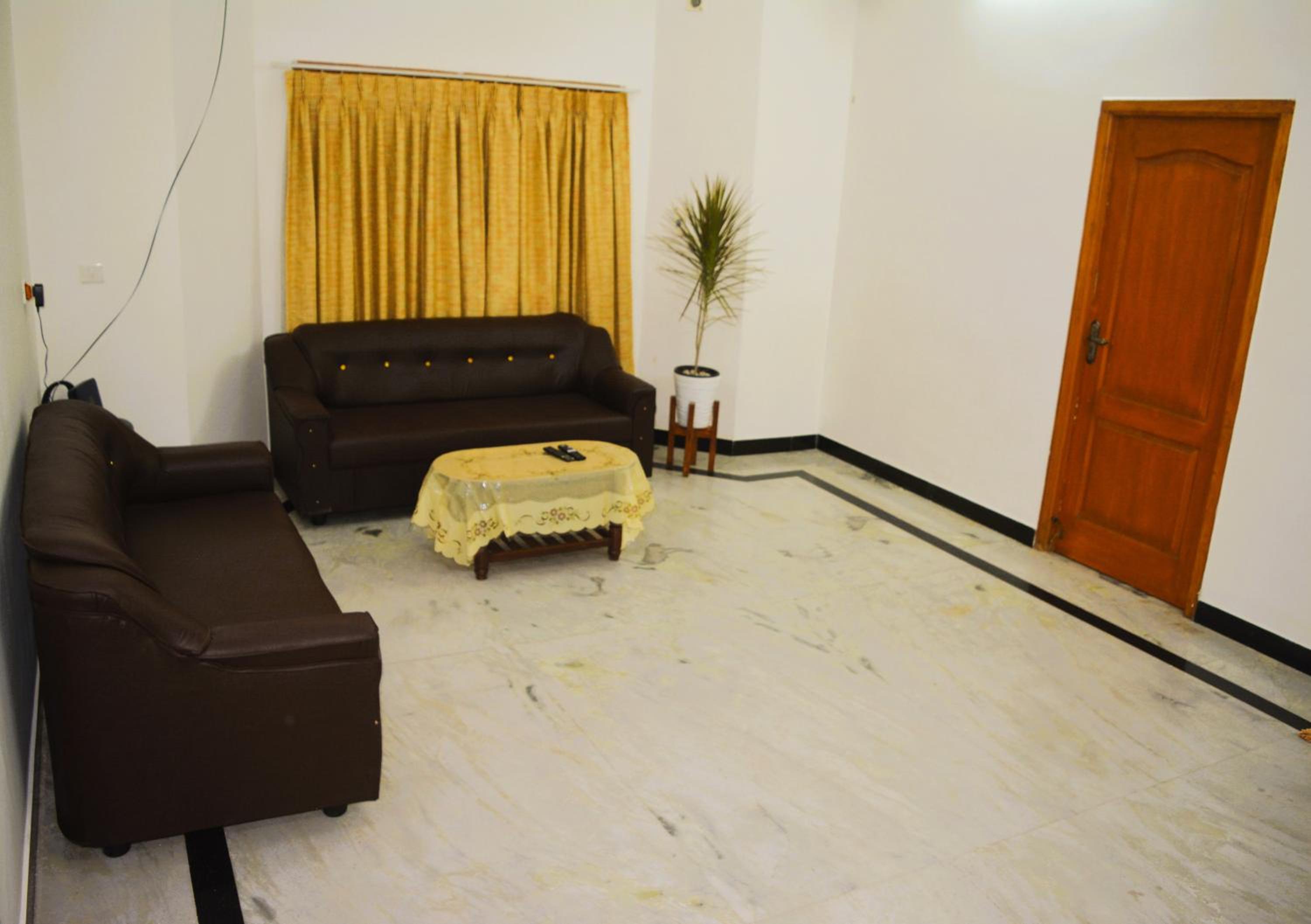 Golden Gate Serviced Apartment